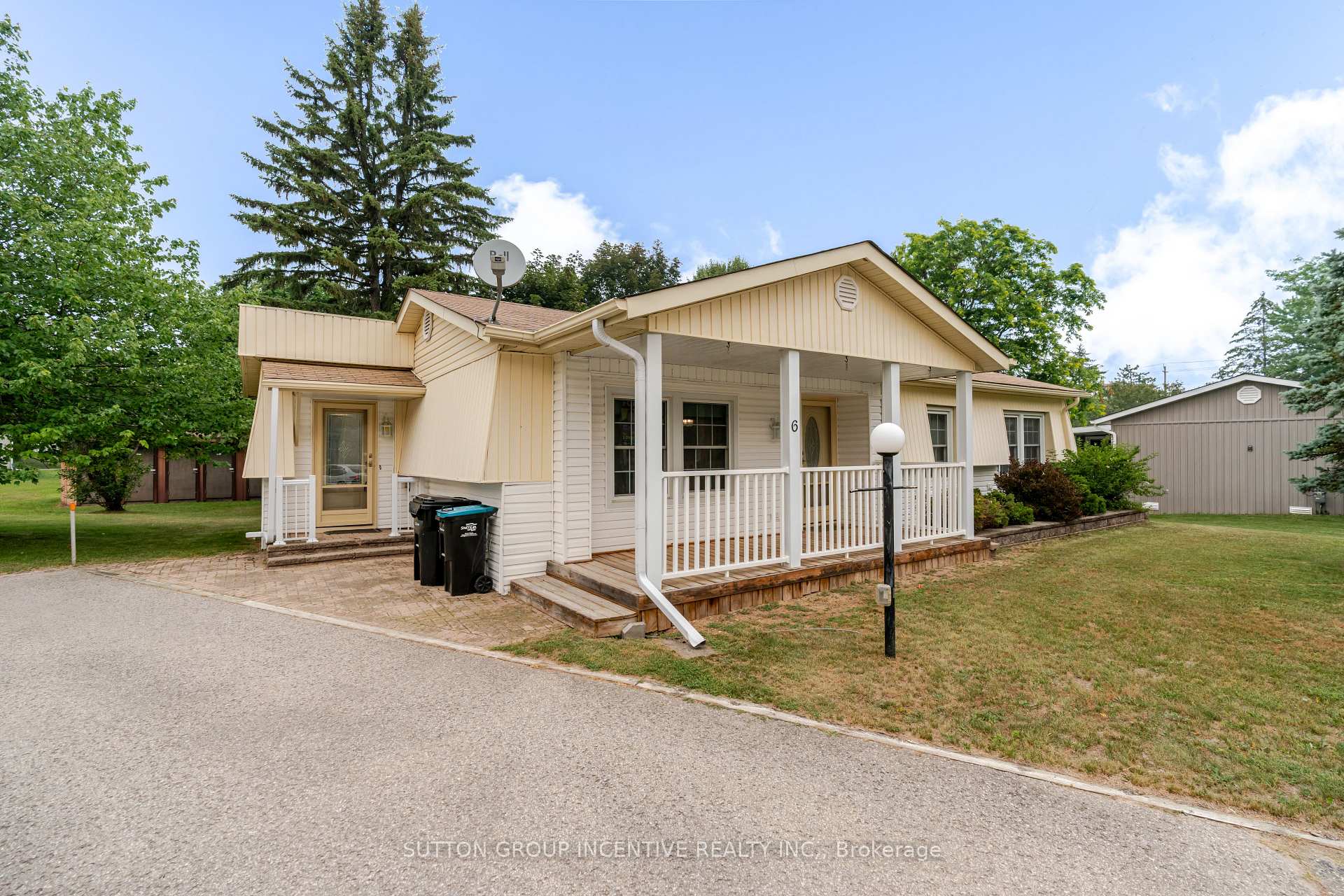 Photo 5 of 6 Willow Landing, Innisfil, Rural Innisfil — HOMEH