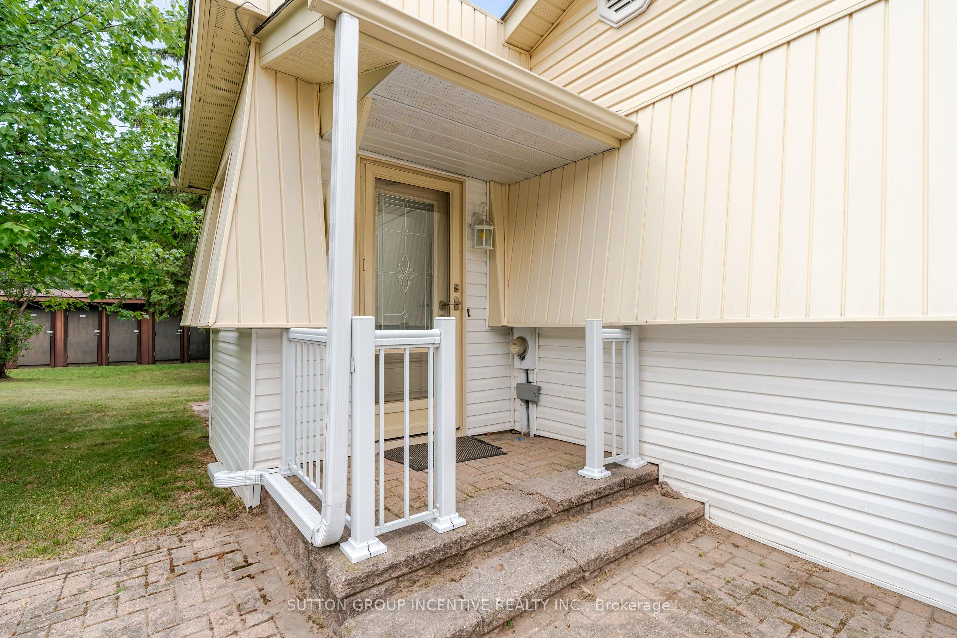 Photo 6 of 6 Willow Landing, Innisfil, Rural Innisfil — HOMEH