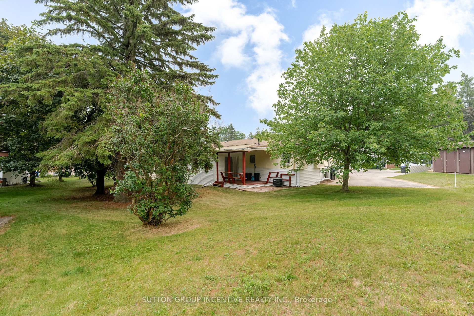 Photo 29 of 6 Willow Landing, Innisfil, Rural Innisfil — HOMEH