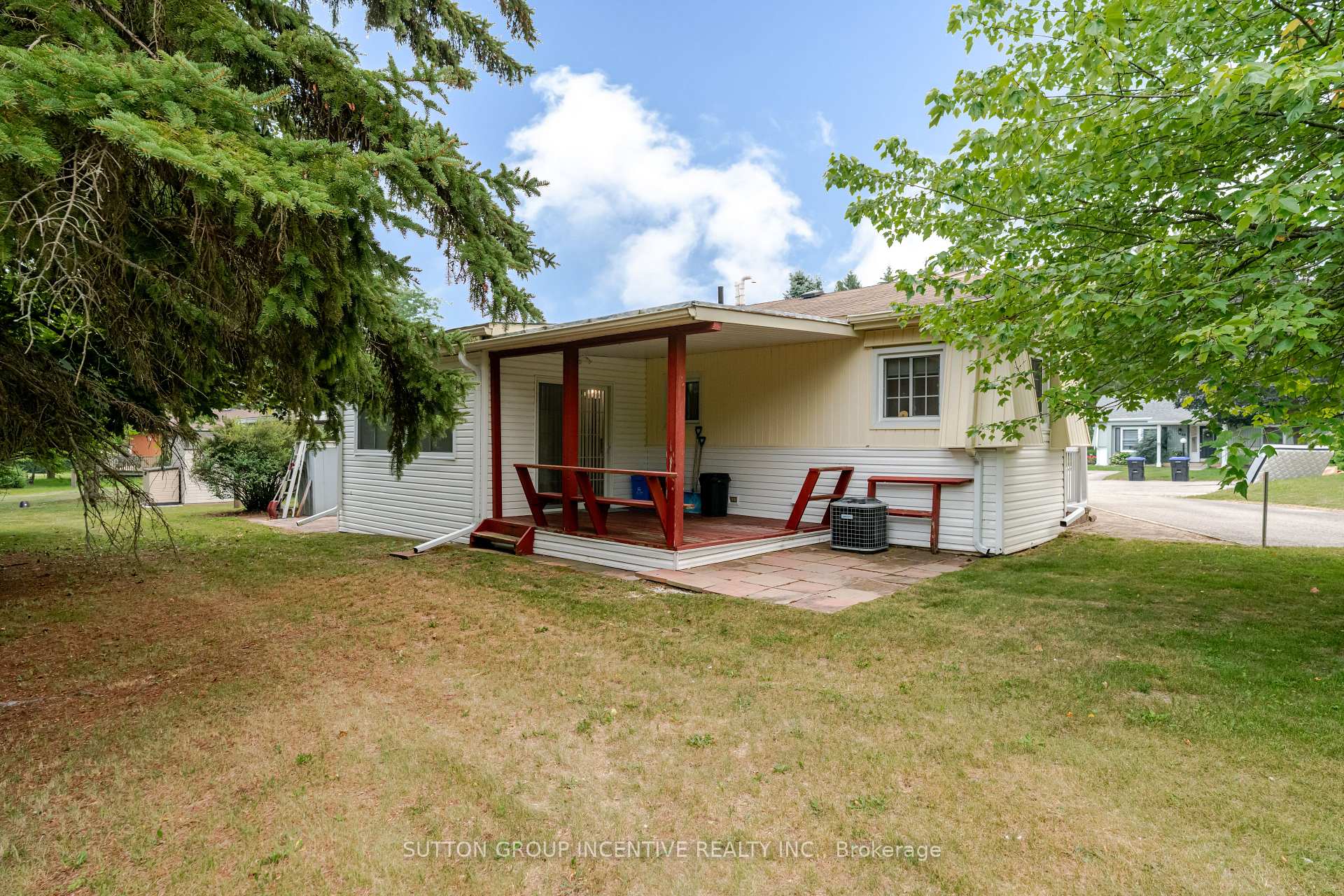 Photo 30 of 6 Willow Landing, Innisfil, Rural Innisfil — HOMEH