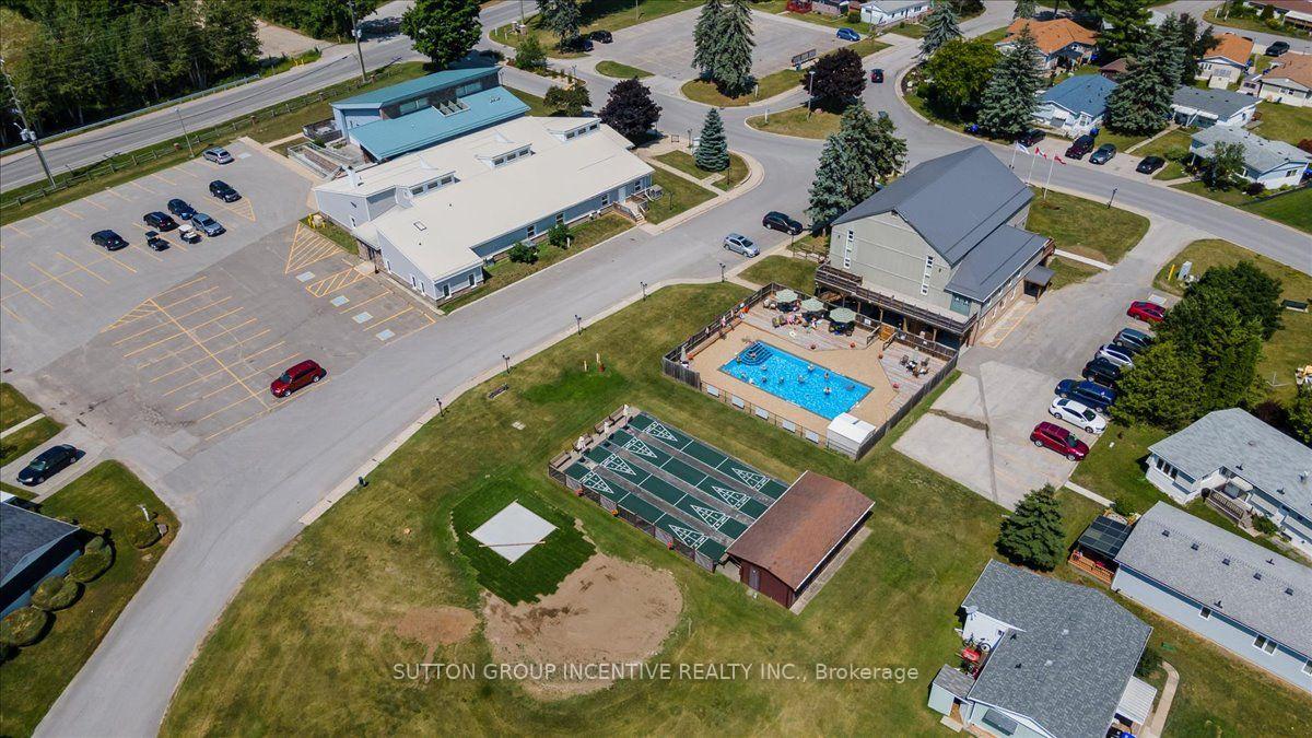 Photo 40 of 6 Willow Landing, Innisfil, Rural Innisfil — HOMEH