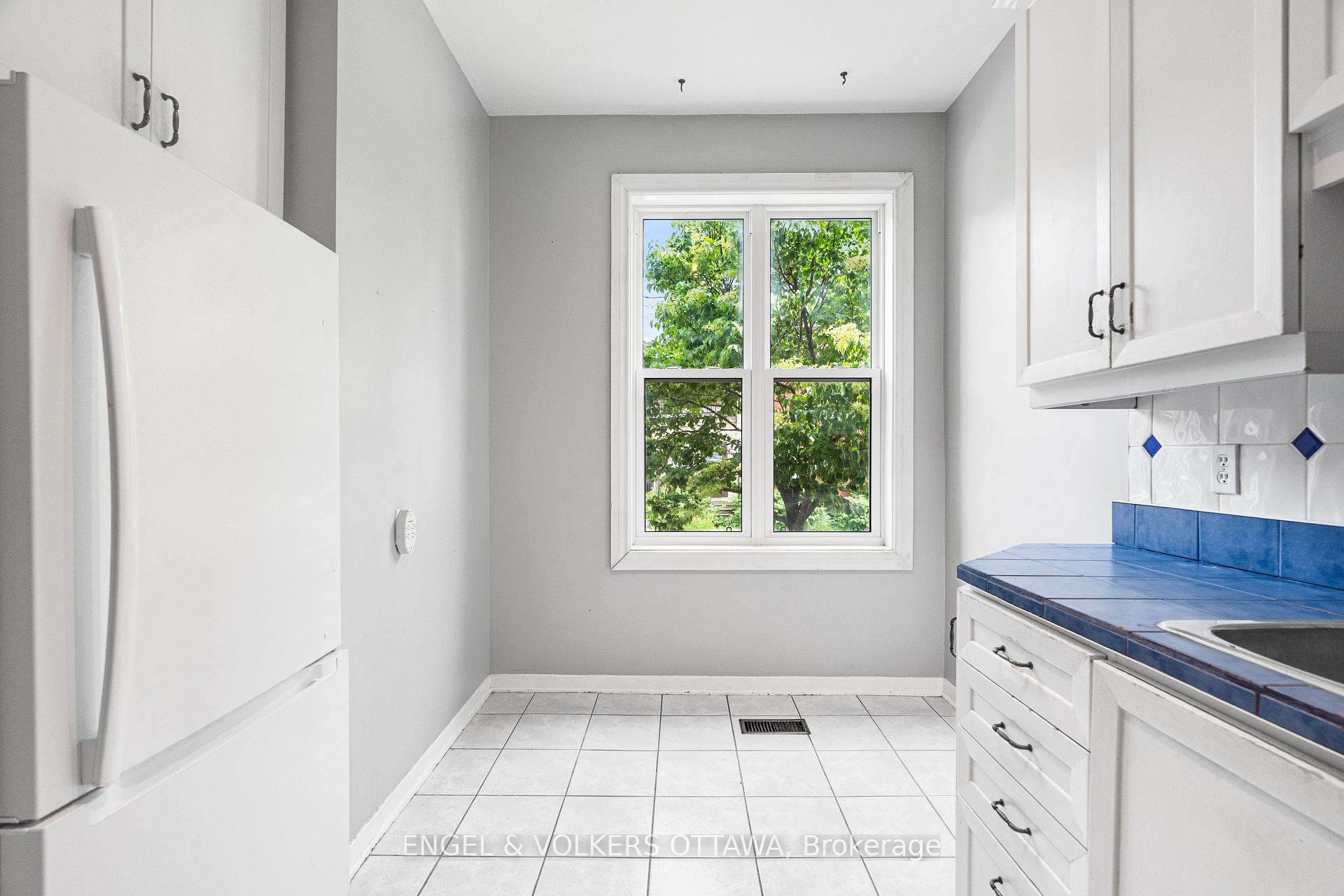 Photo 11 of 293 Somerset Street E, Ottawa, Sandy Hill — HOMEH