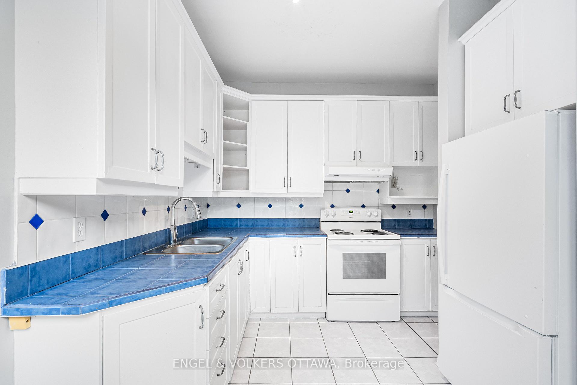 Photo 12 of 293 Somerset Street E, Ottawa, Sandy Hill — HOMEH
