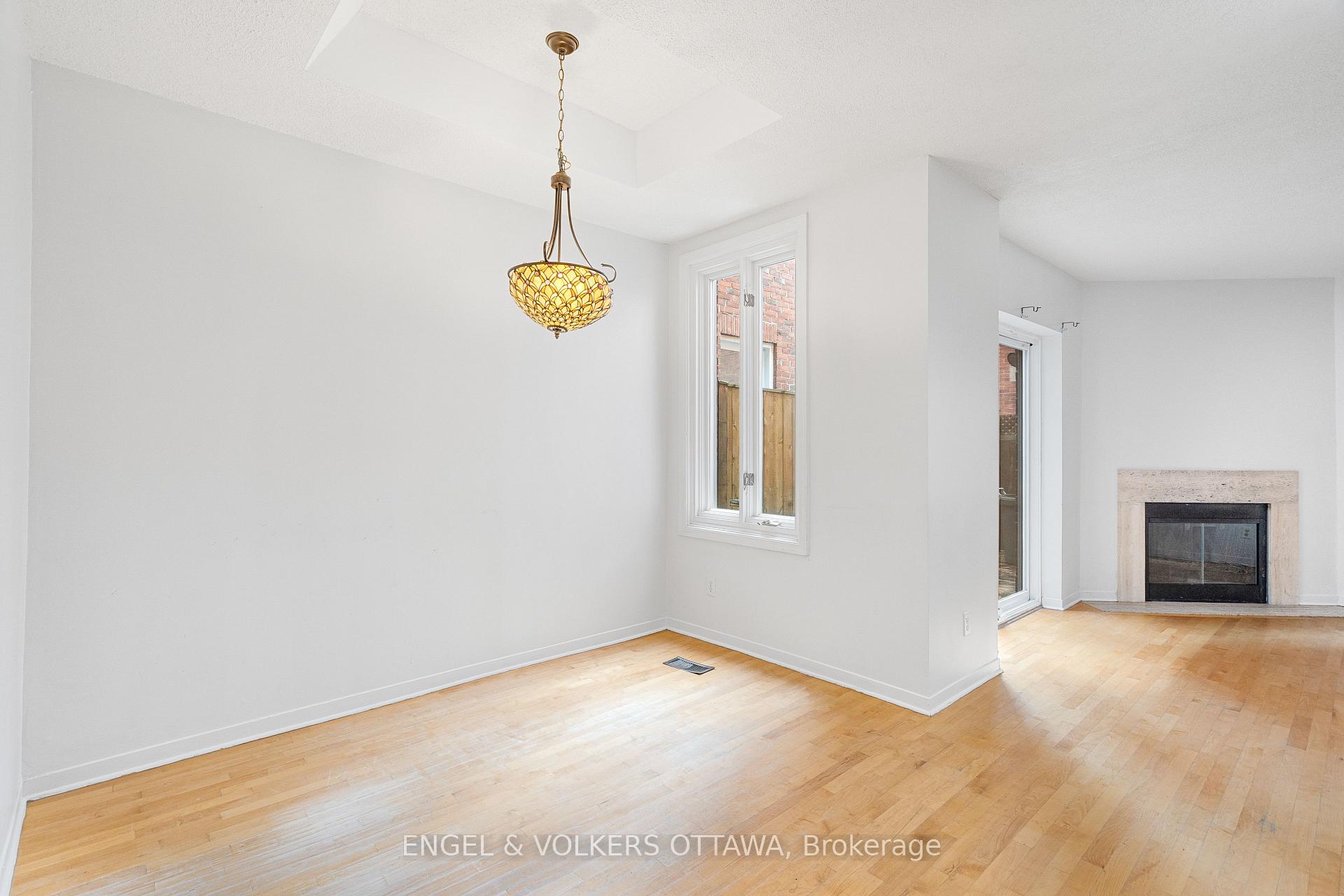 Photo 15 of 293 Somerset Street E, Ottawa, Sandy Hill — HOMEH