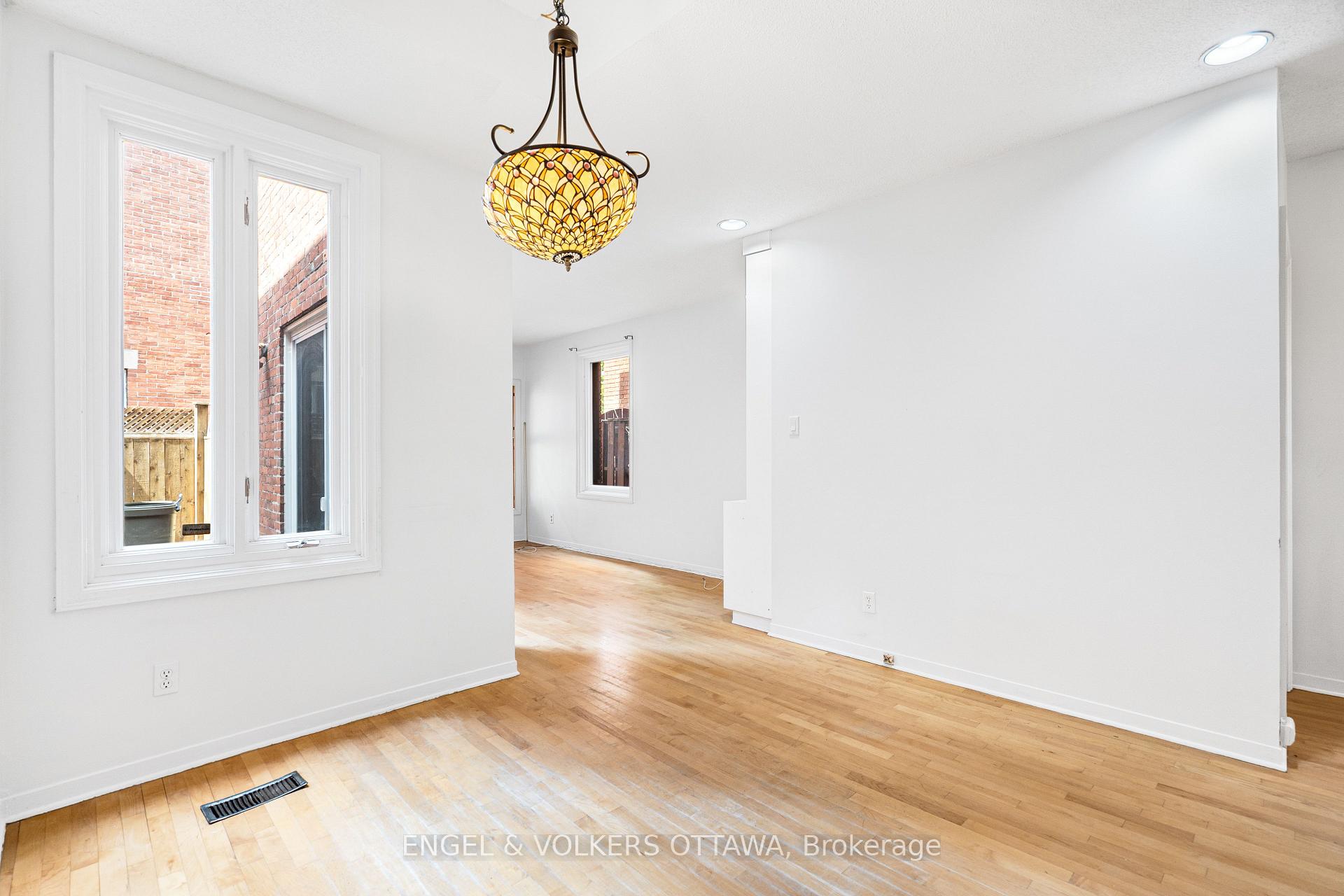 Photo 17 of 293 Somerset Street E, Ottawa, Sandy Hill — HOMEH