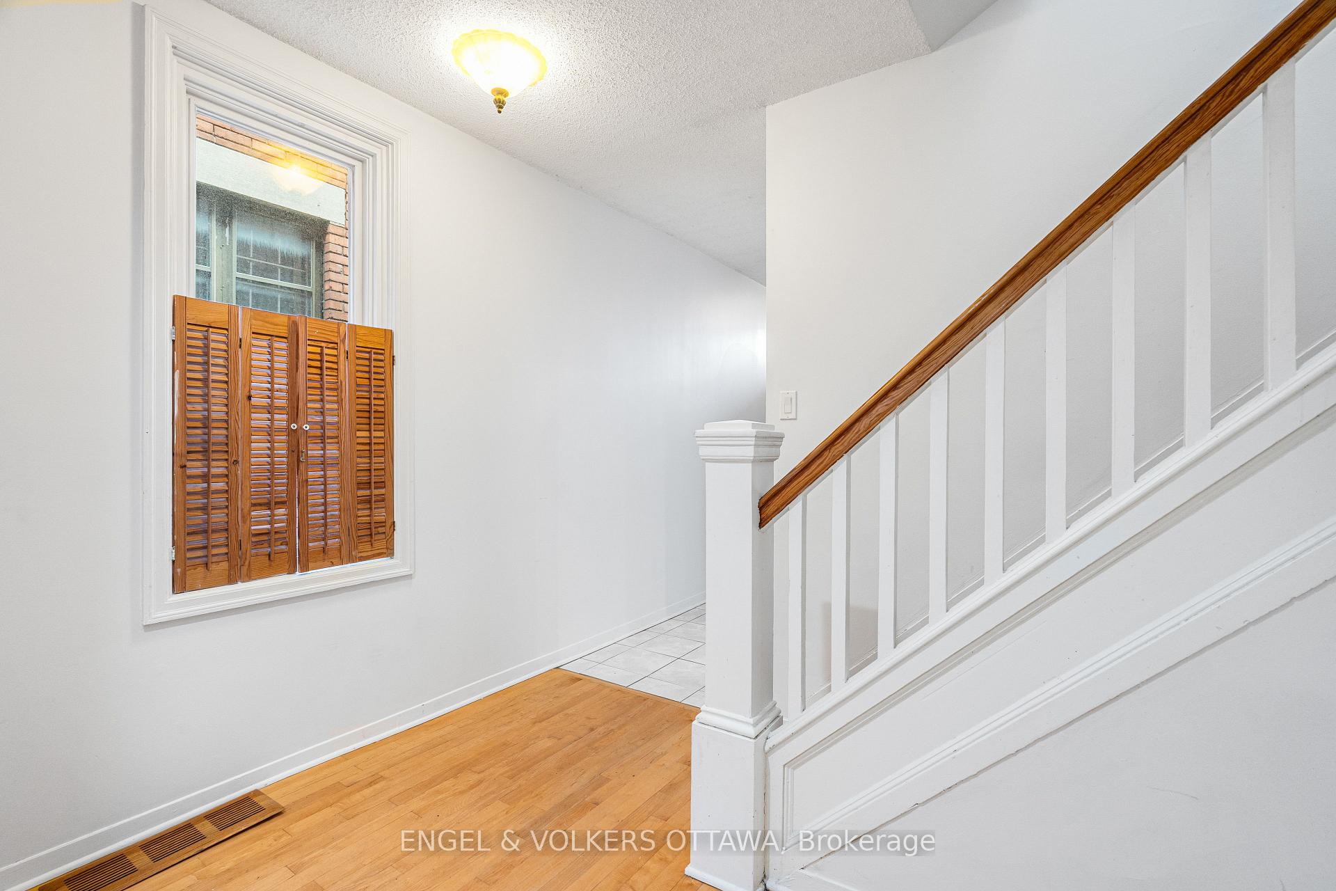 Photo 23 of 293 Somerset Street E, Ottawa, Sandy Hill — HOMEH