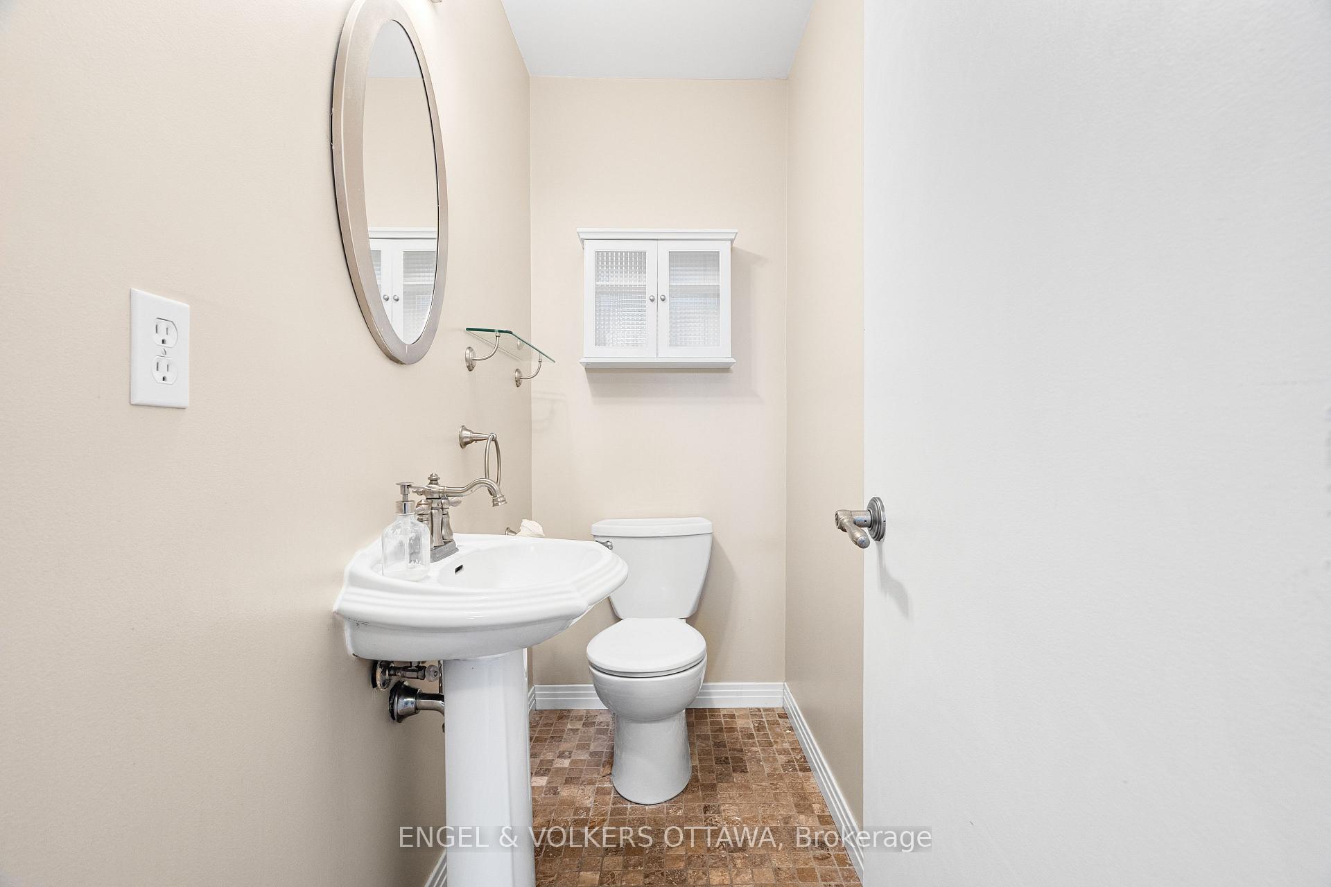 Photo 25 of 293 Somerset Street E, Ottawa, Sandy Hill — HOMEH