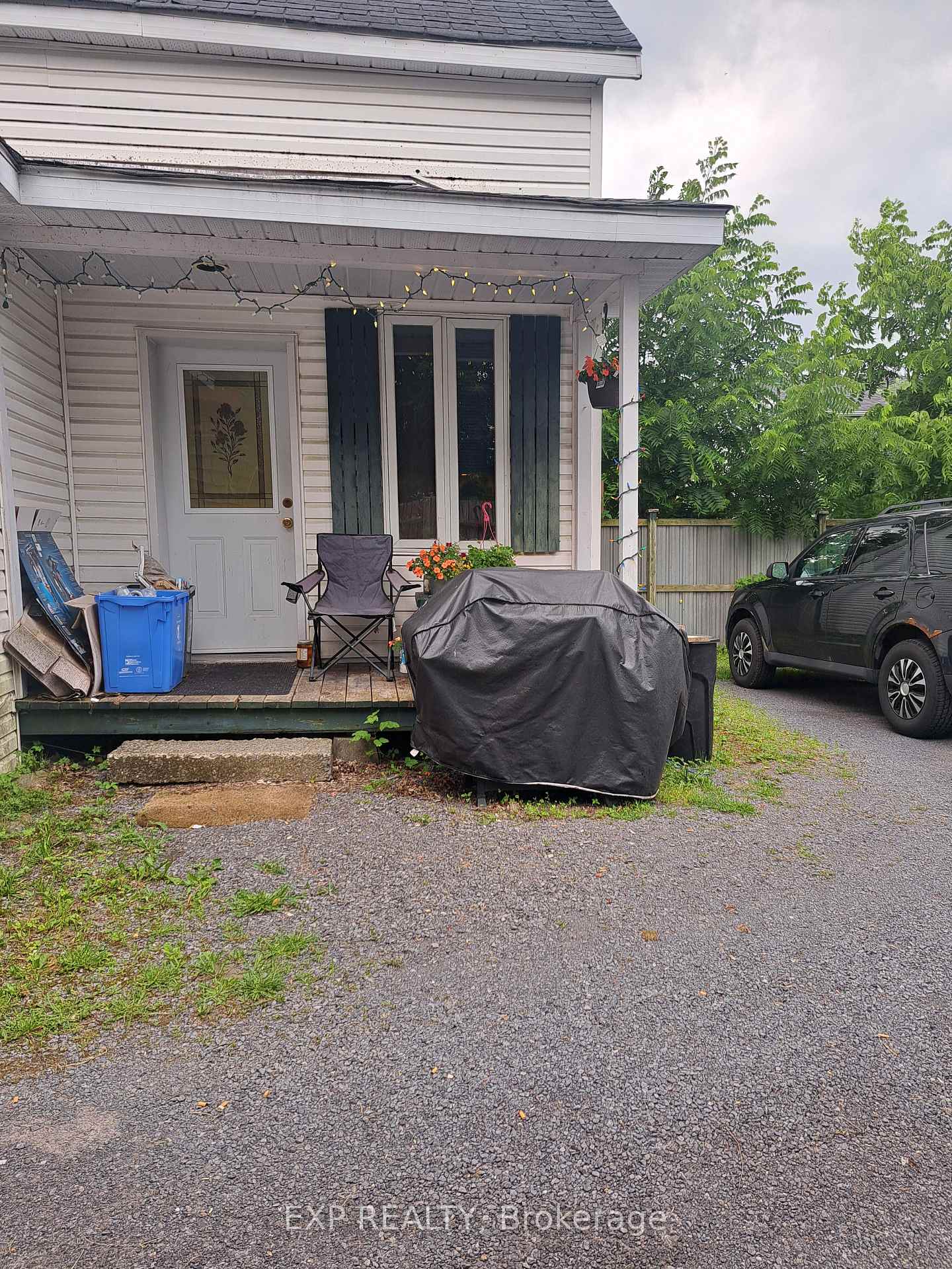 Photo 7 of 19 Kenyon Street W, North Glengarry, Alexandria — HOMEH