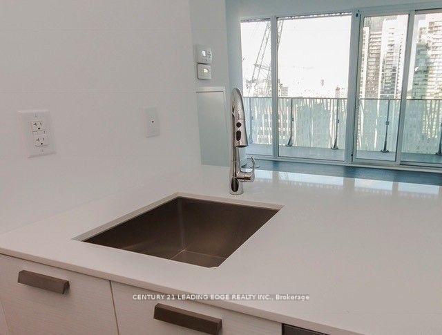 Photo 13 of Unit 3308, 42 Charles Street E, Toronto, Church-Yonge Corridor — HOMEH