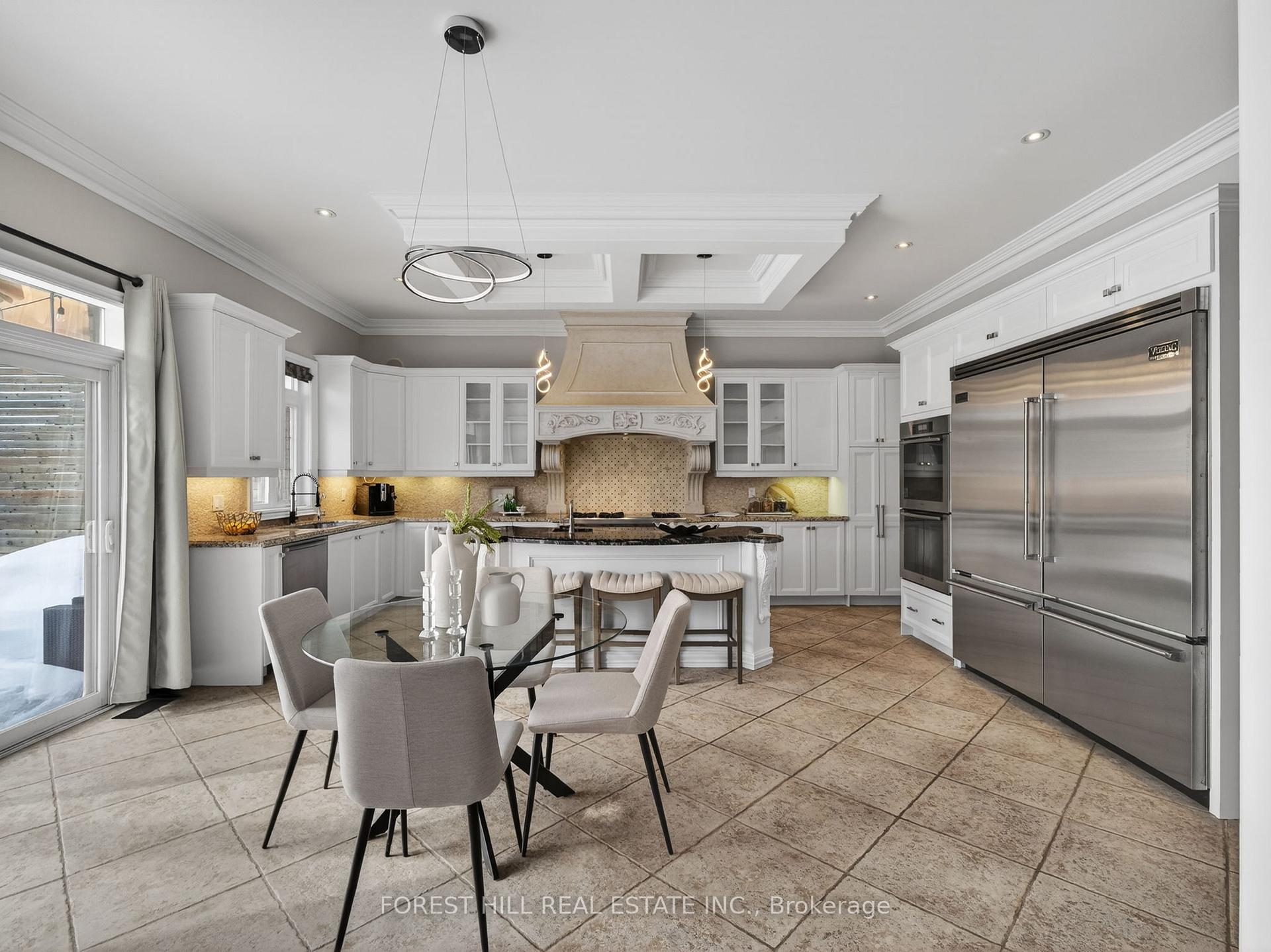 Photo 11 of 232 Luca Avenue, Vaughan, Patterson — HOMEH