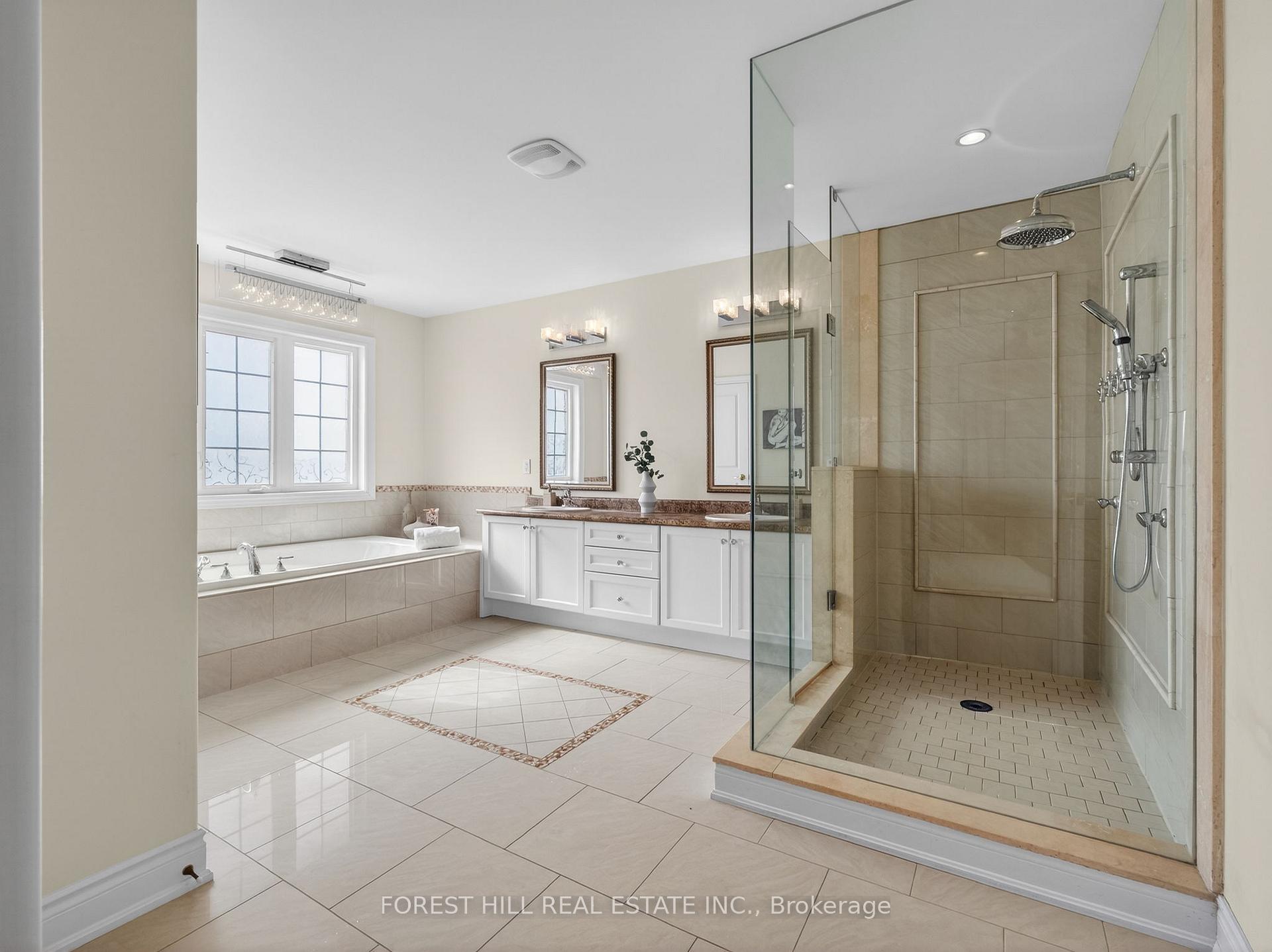 Photo 31 of 232 Luca Avenue, Vaughan, Patterson — HOMEH