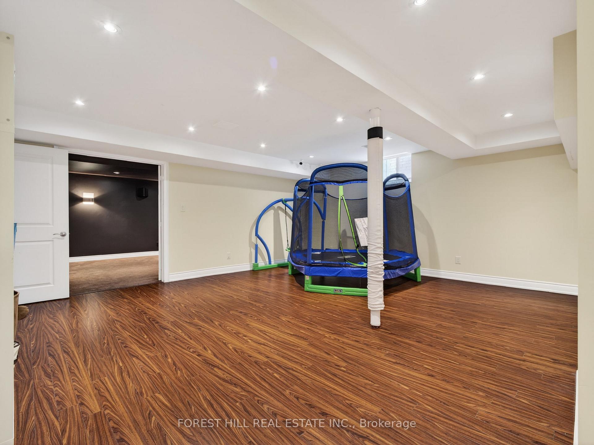 Photo 40 of 232 Luca Avenue, Vaughan, Patterson — HOMEH