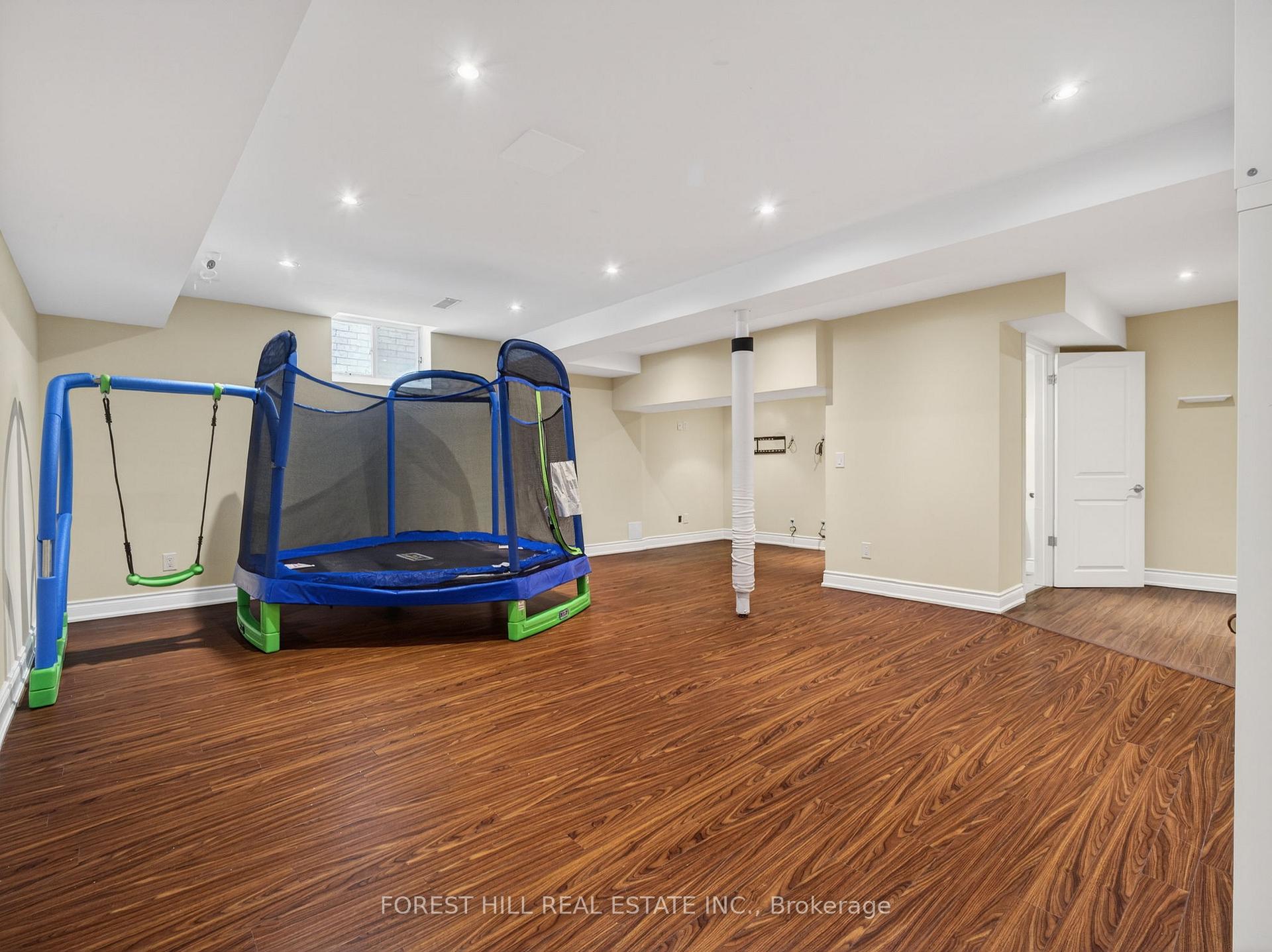Photo 44 of 232 Luca Avenue, Vaughan, Patterson — HOMEH