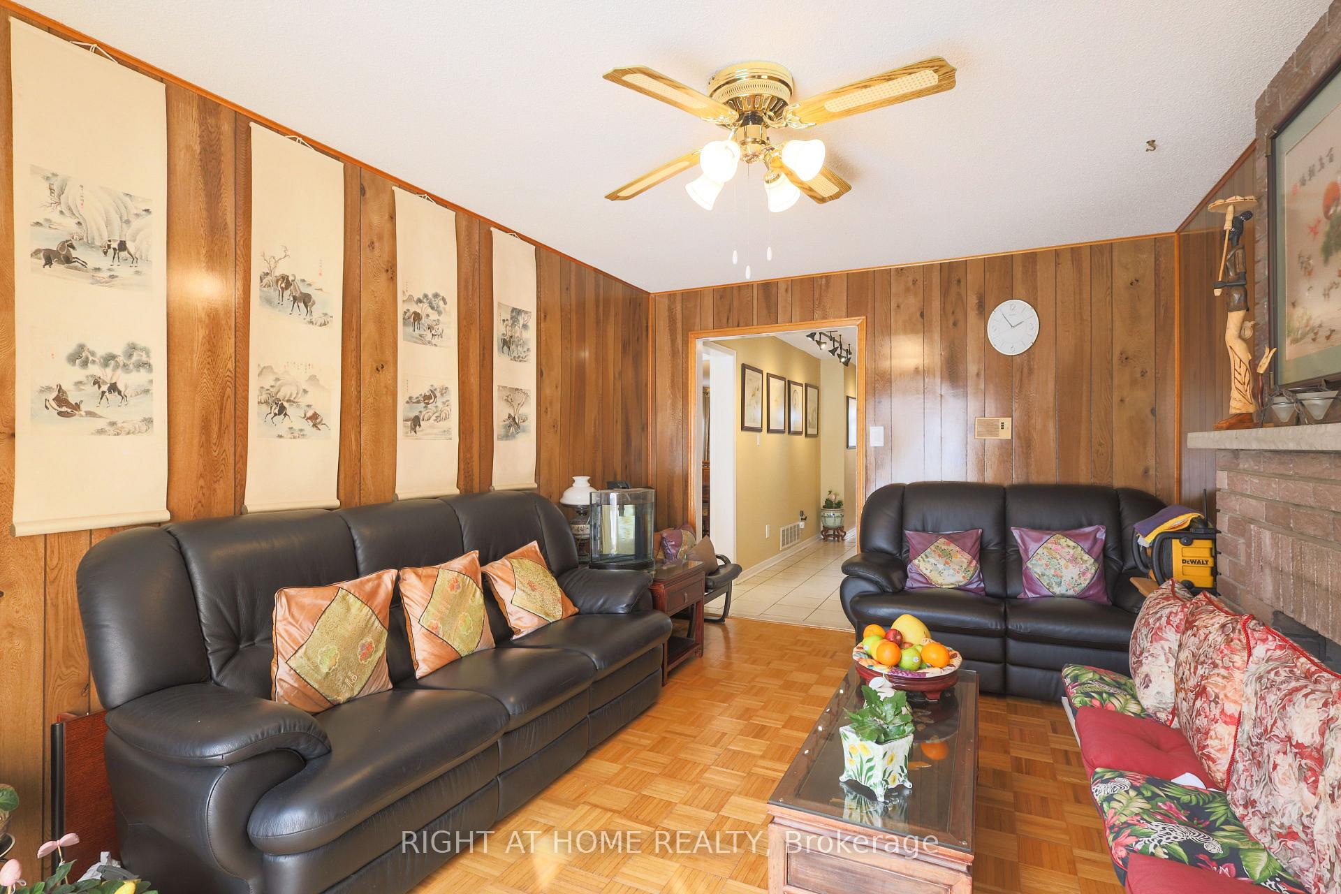 Photo 18 of 31 Stargell Crescent, Markham, Raymerville — HOMEH