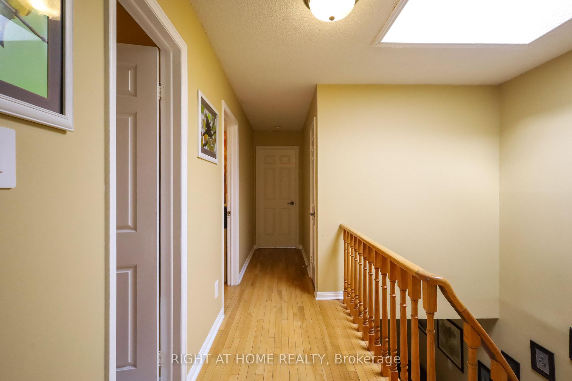 Photo 22 of 31 Stargell Crescent, Markham, Raymerville — HOMEH