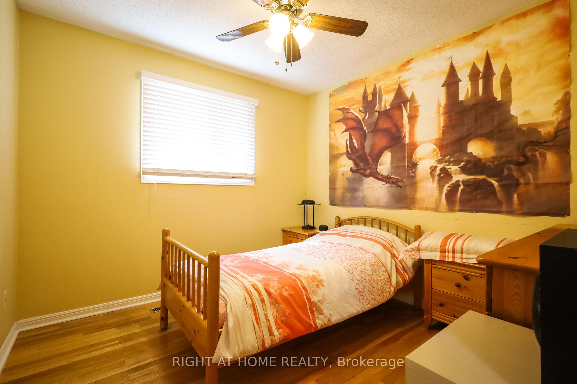 Photo 28 of 31 Stargell Crescent, Markham, Raymerville — HOMEH