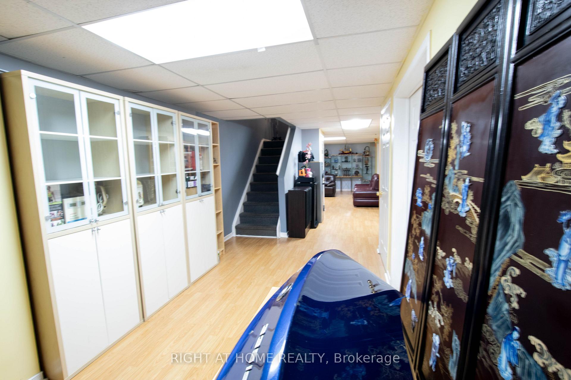 Photo 33 of 31 Stargell Crescent, Markham, Raymerville — HOMEH