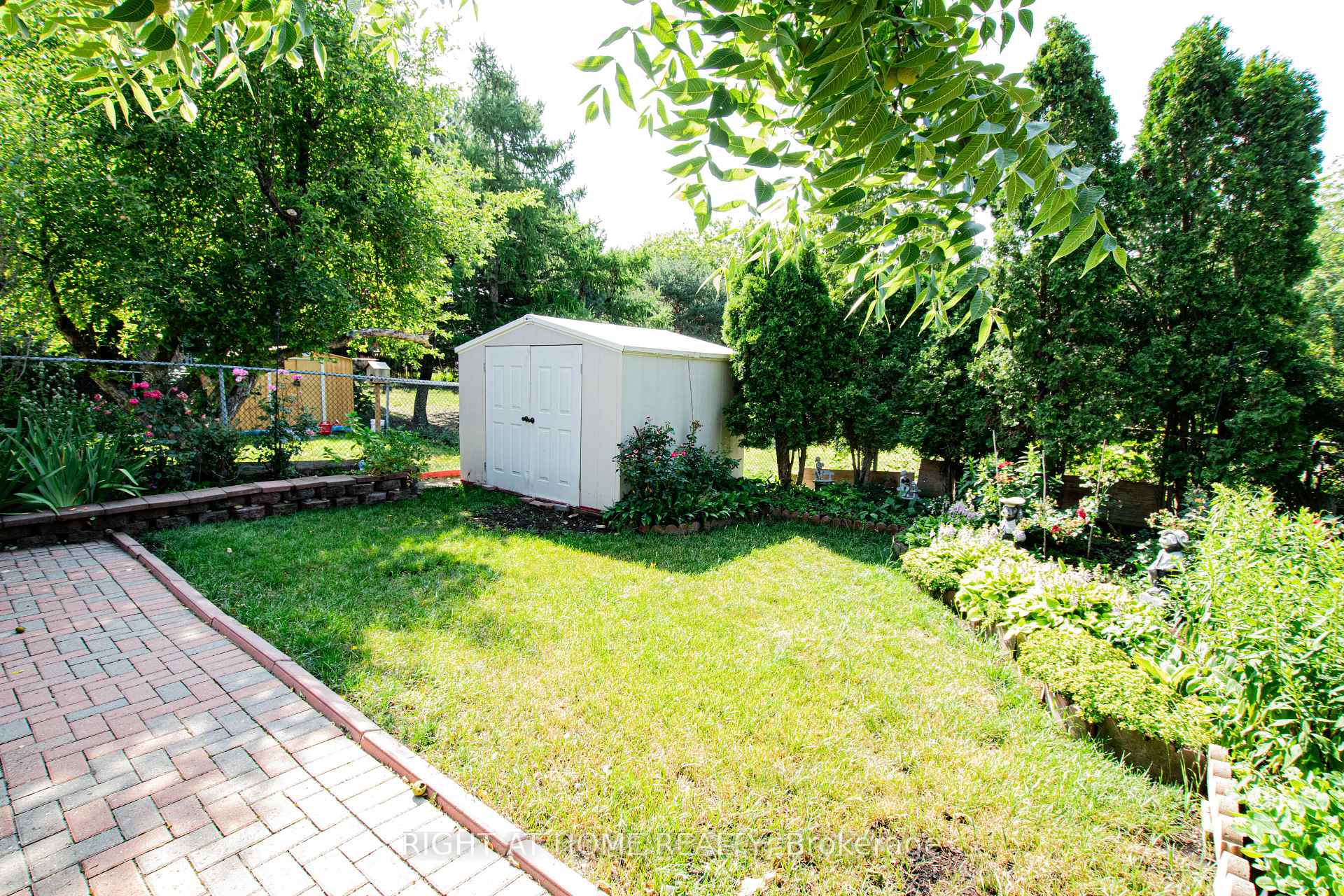 Photo 43 of 31 Stargell Crescent, Markham, Raymerville — HOMEH