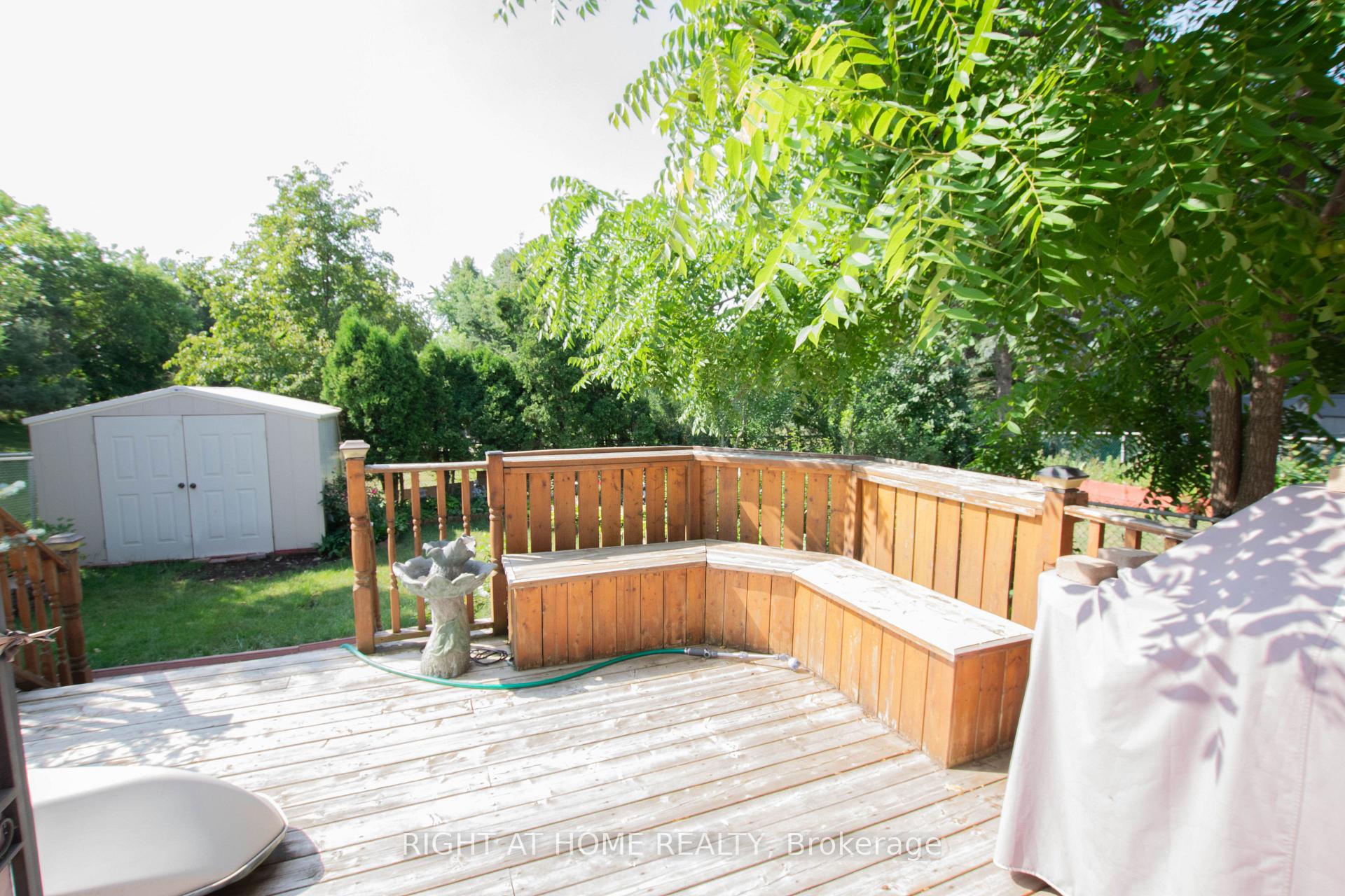 Photo 44 of 31 Stargell Crescent, Markham, Raymerville — HOMEH