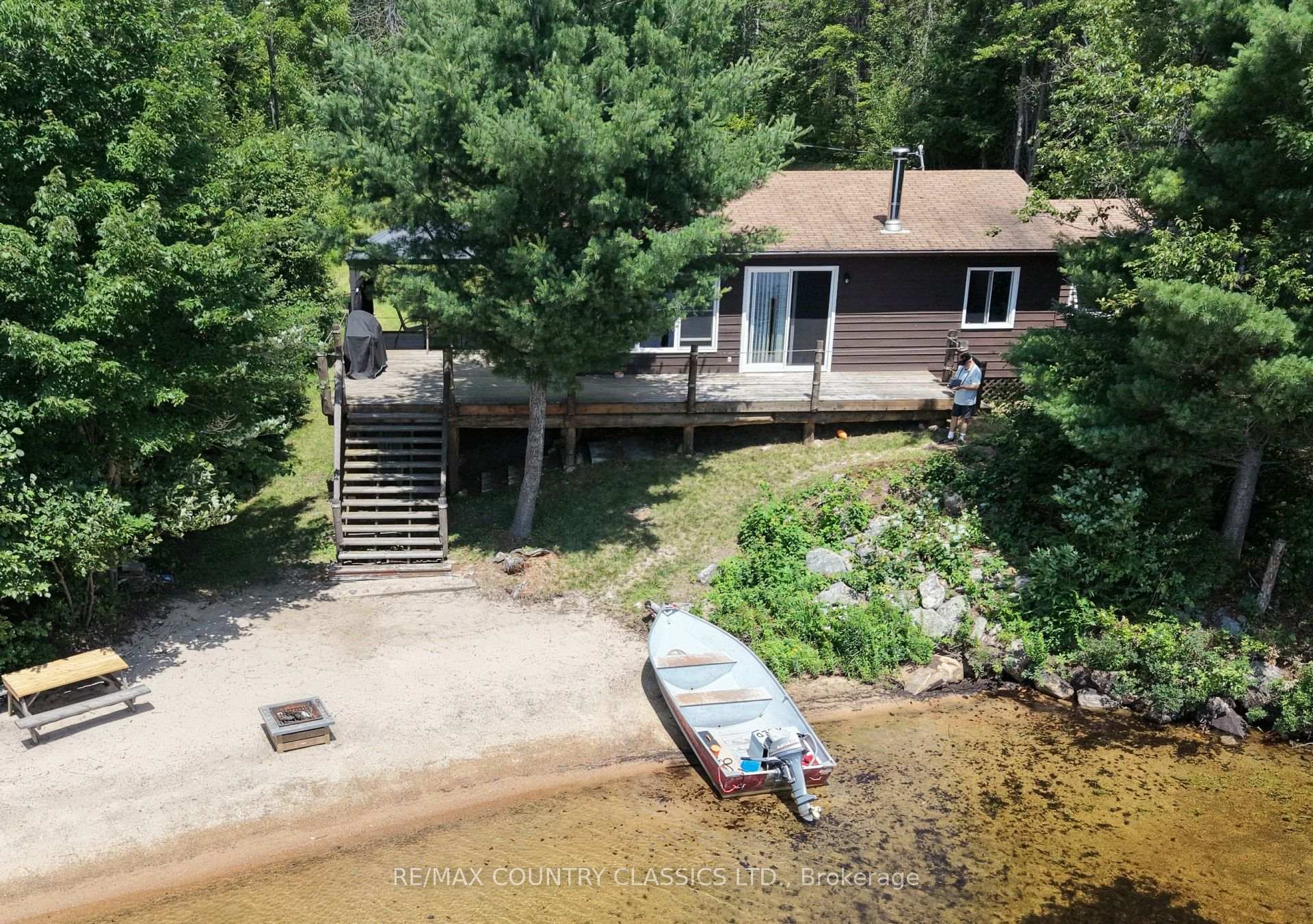 Photo 2 of 1483 Wilowski Drive, Madawaska Valley, Madawaska Valley — HOMEH