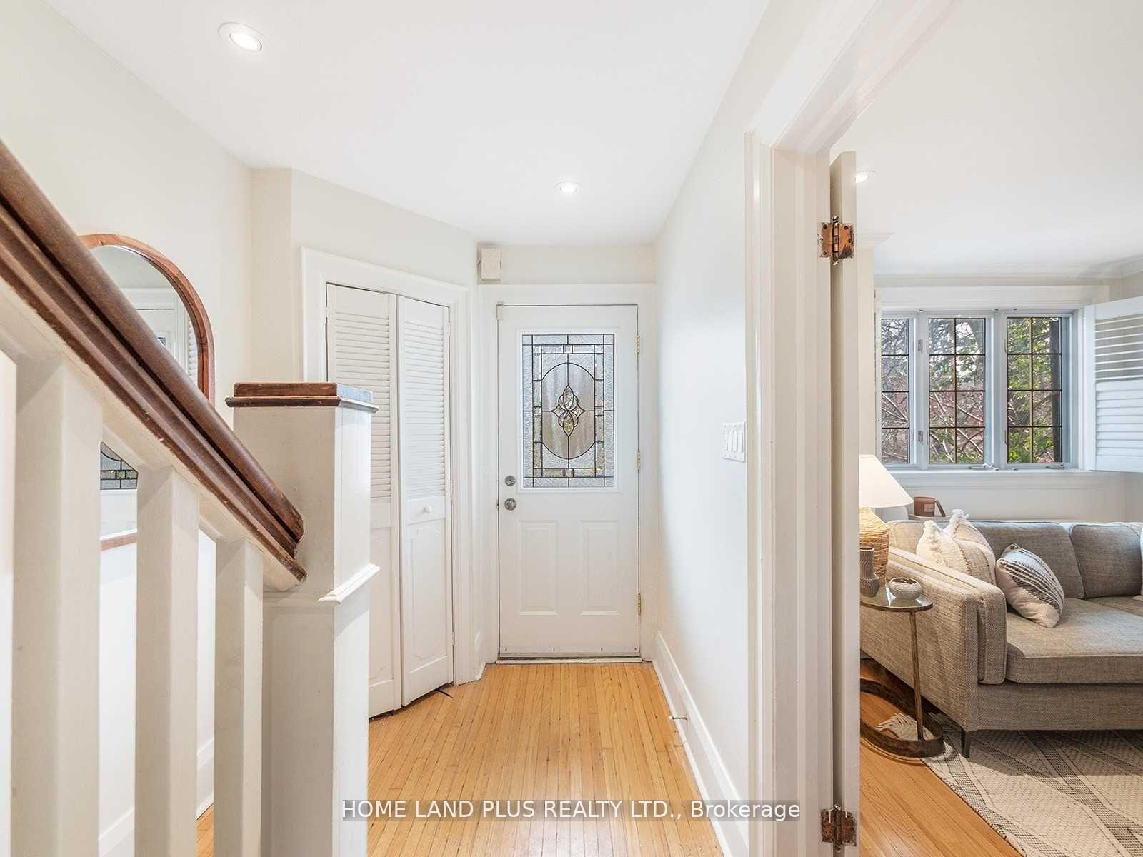 Photo 3 of 70 Mann Avenue, Toronto, Mount Pleasant East — HOMEH