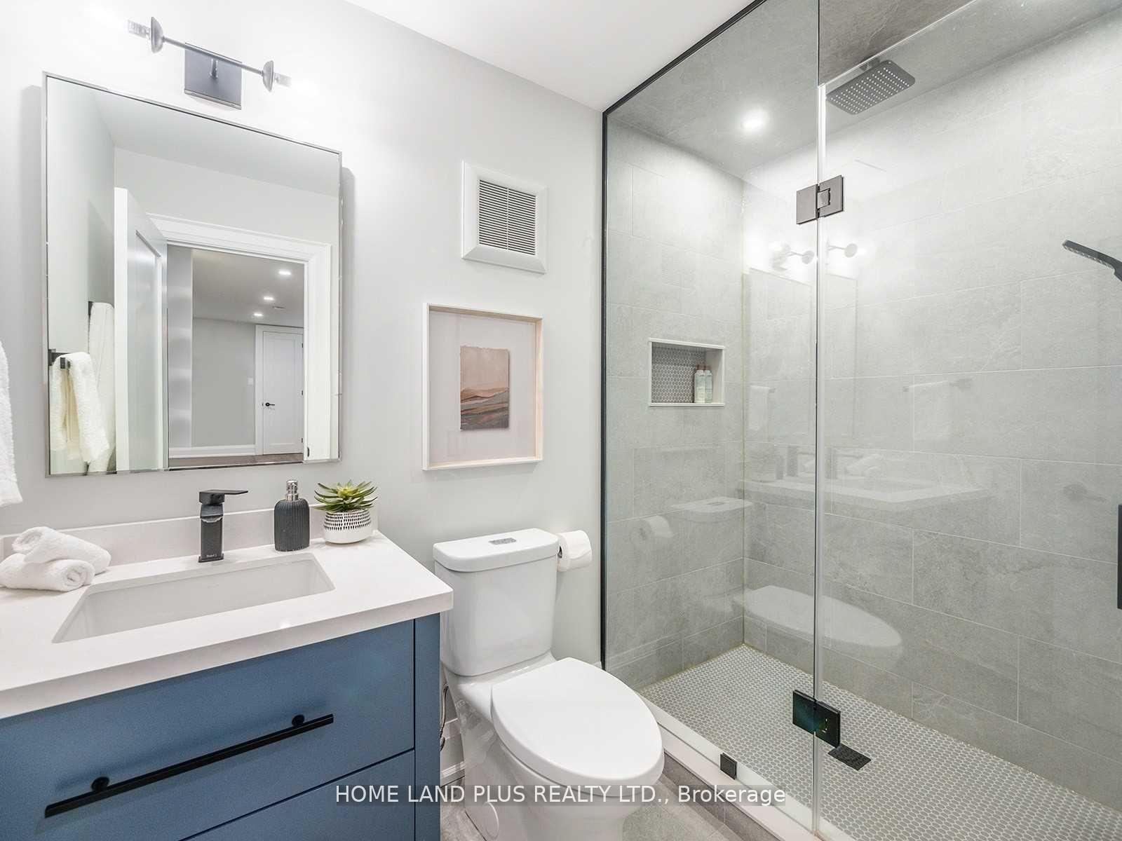 Photo 19 of 70 Mann Avenue, Toronto, Mount Pleasant East — HOMEH