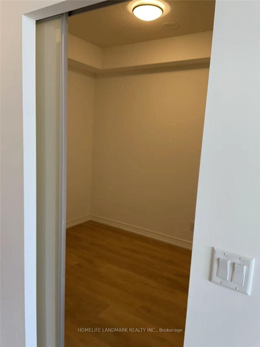 Photo 5 of Unit 907, 36 Forest Manor Road, North York, Henry Farm — HOMEH