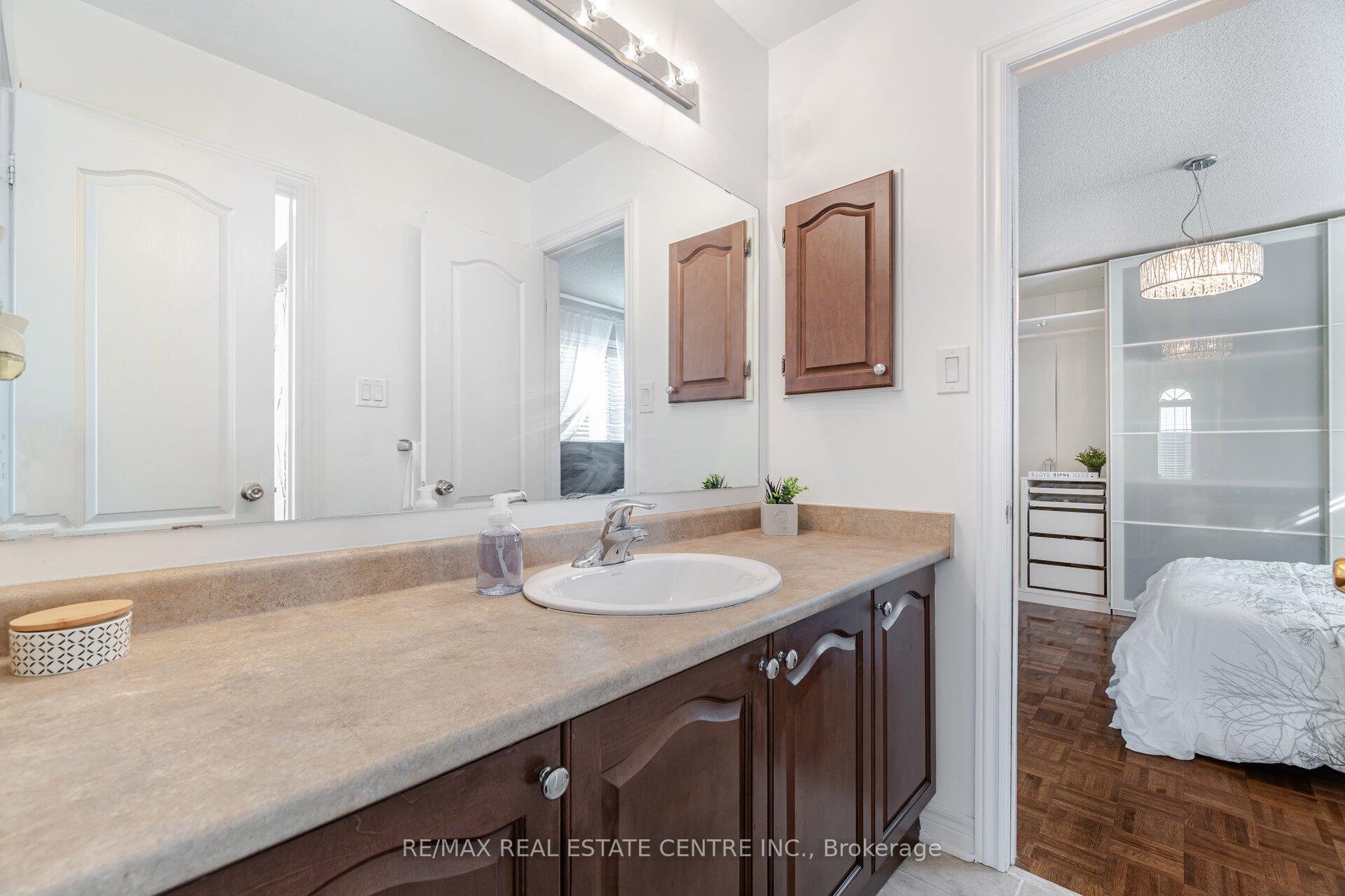 Photo 23 of 7 Prince Edward Boulevard, Brampton, Bram East — HOMEH