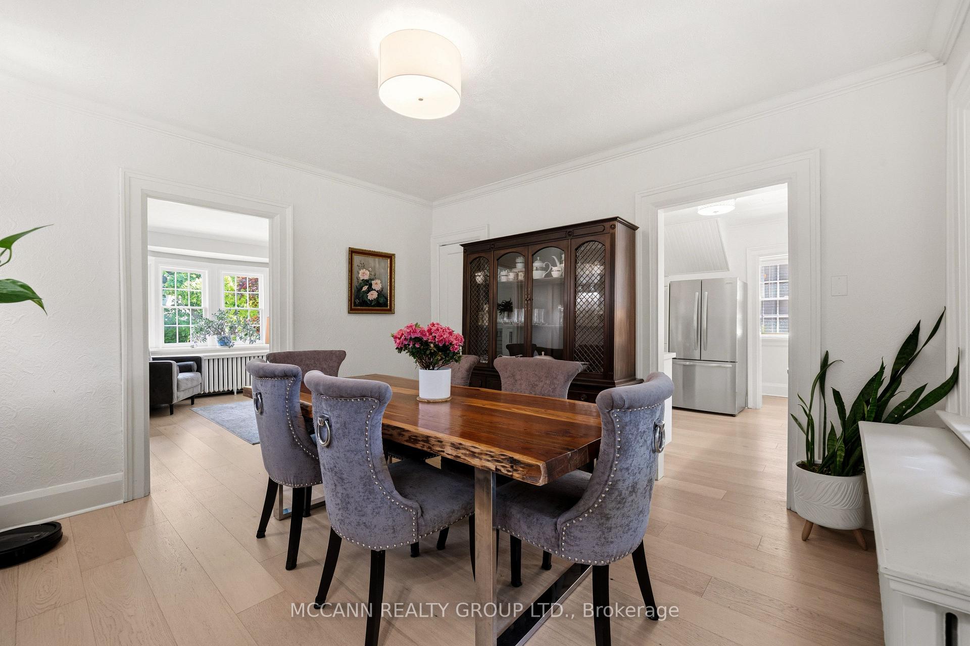 Photo 8 of 1396 Mount Pleasant Road, Toronto, Lawrence Park South — HOMEH