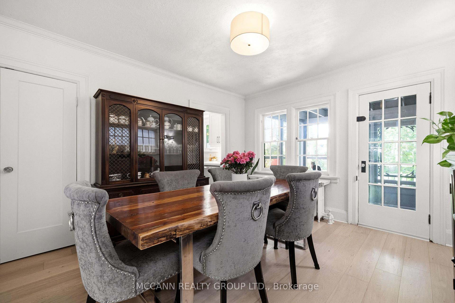 Photo 9 of 1396 Mount Pleasant Road, Toronto, Lawrence Park South — HOMEH