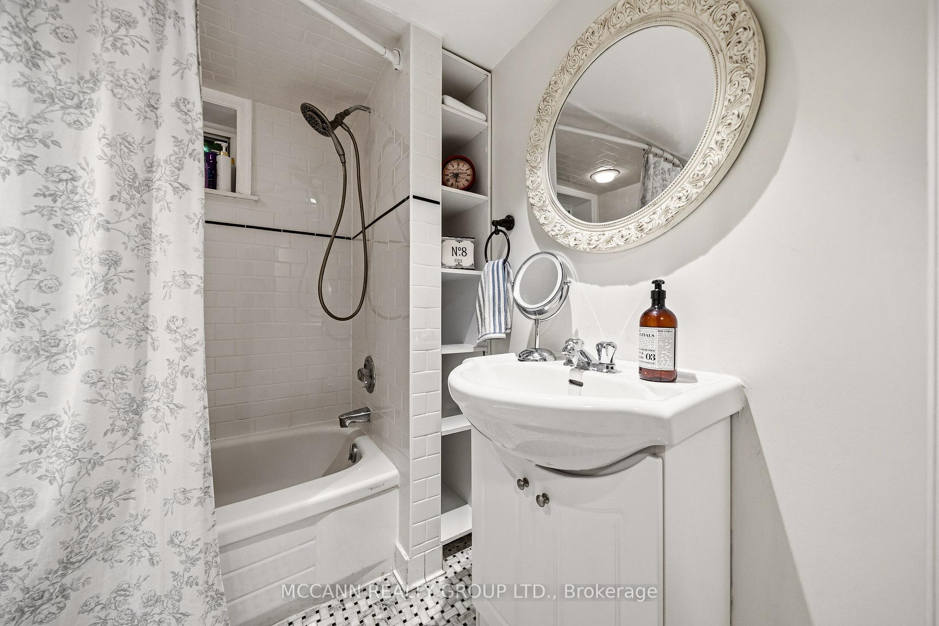 Photo 31 of 1396 Mount Pleasant Road, Toronto, Lawrence Park South — HOMEH