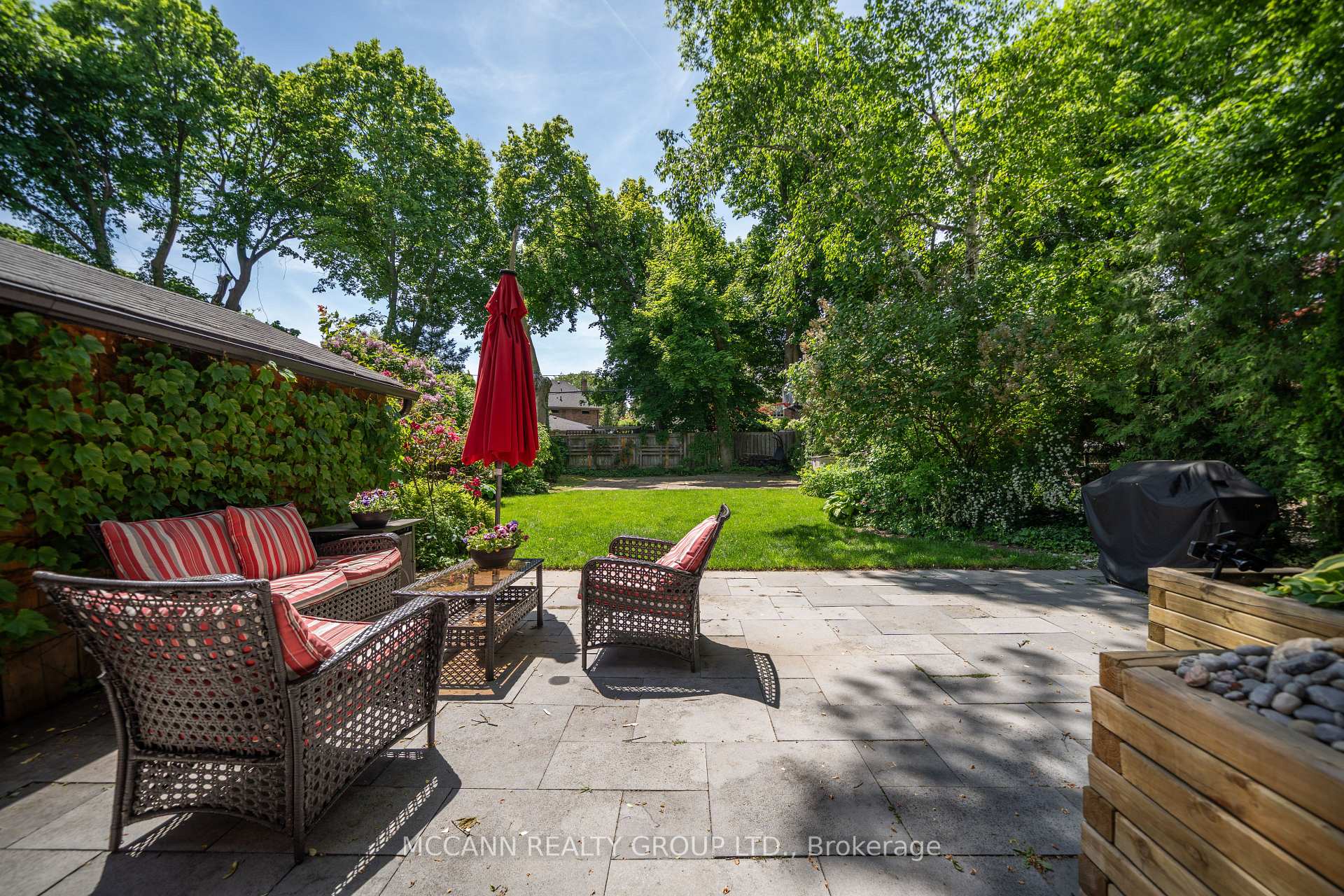 Photo 35 of 1396 Mount Pleasant Road, Toronto, Lawrence Park South — HOMEH