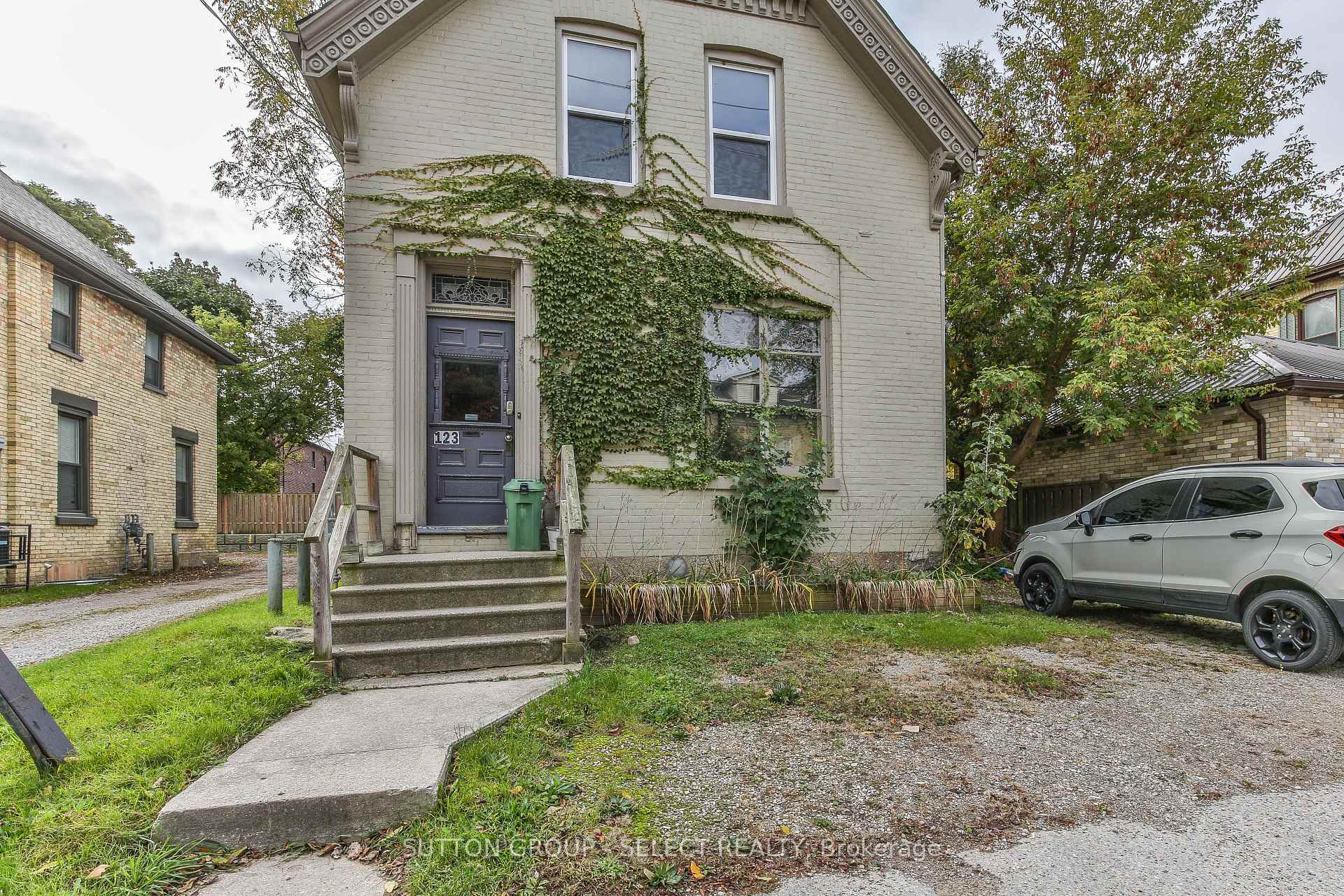Photo 2 of 123 Mill Street, London, East F — HOMEH