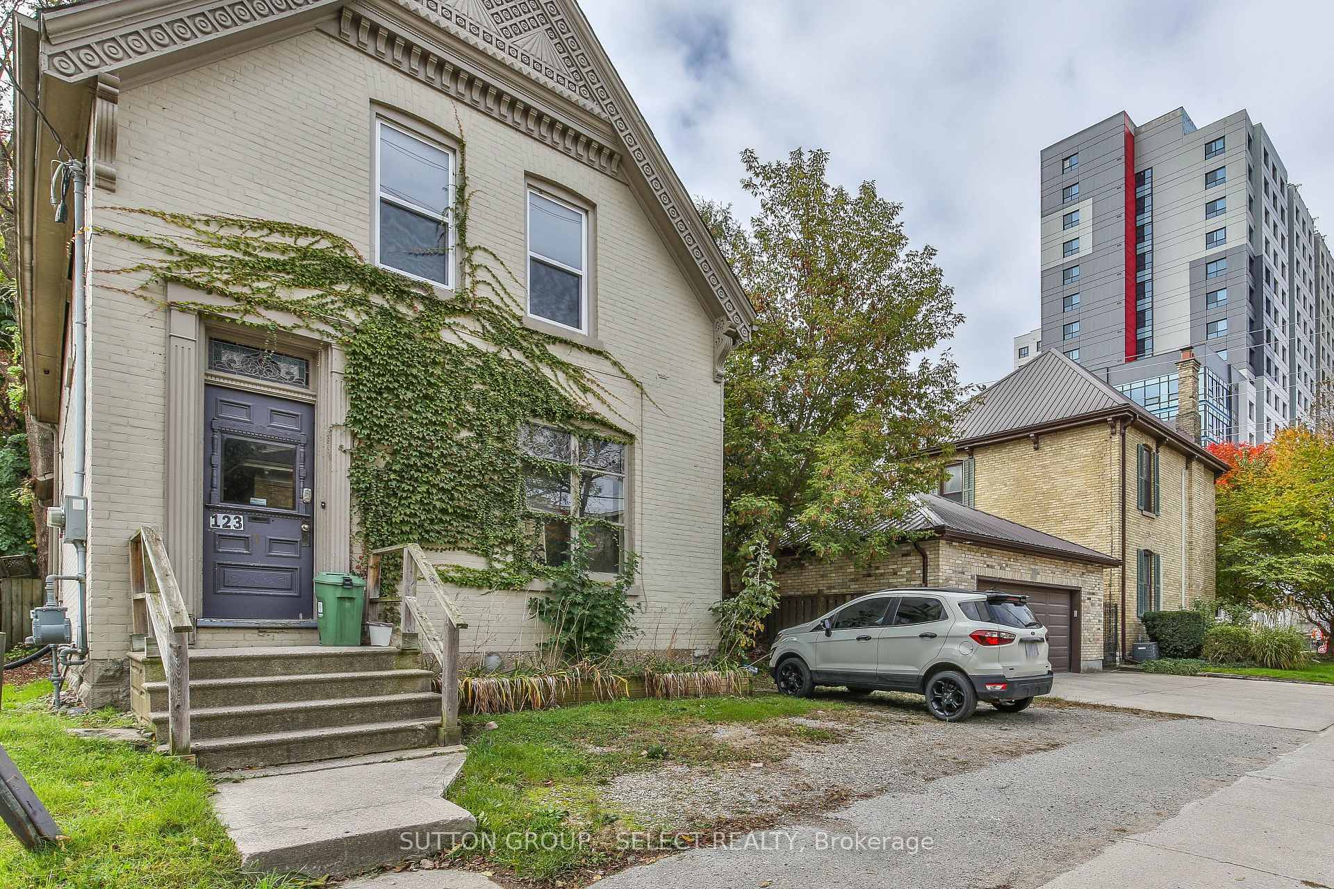 Photo 3 of 123 Mill Street, London, East F — HOMEH