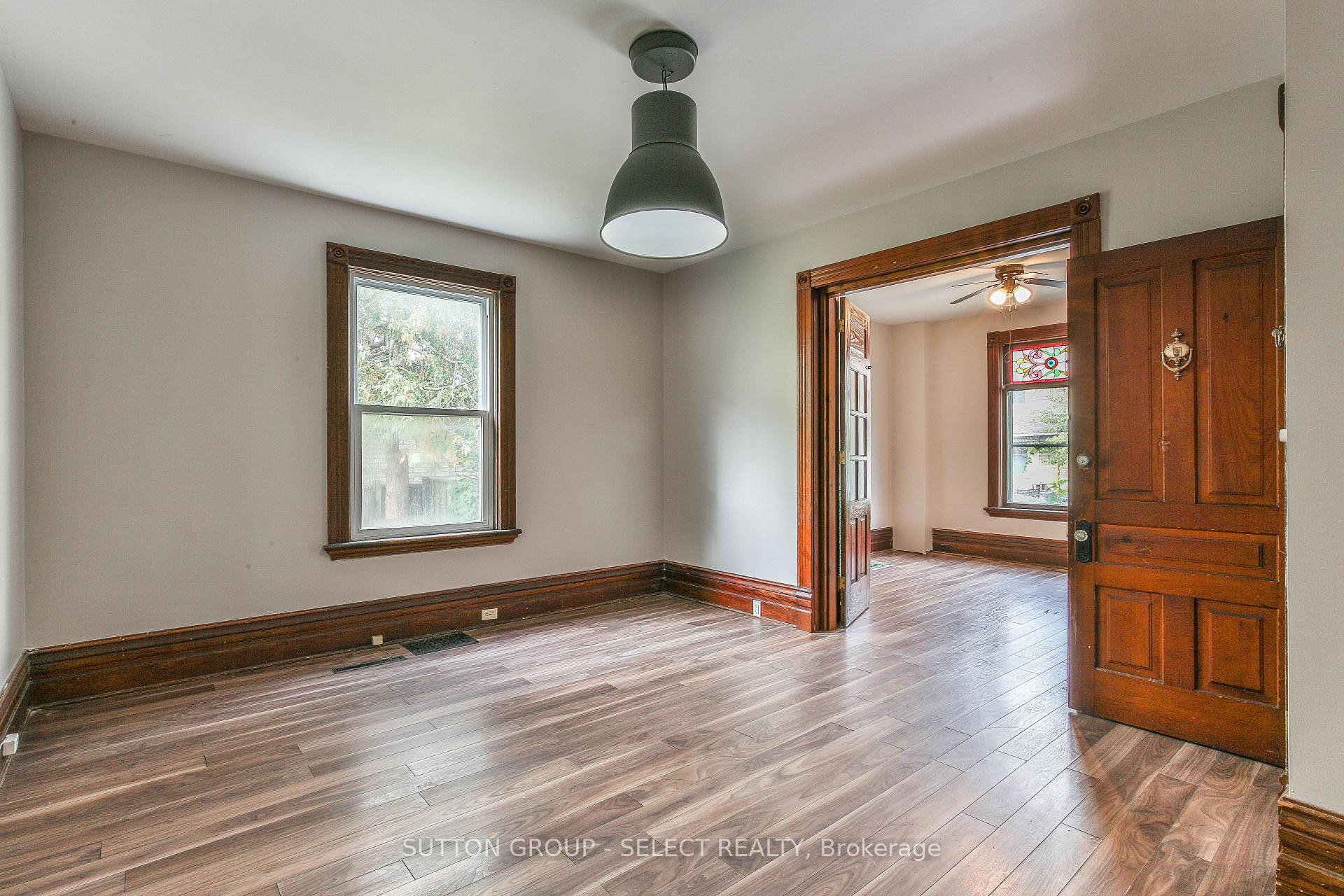 Photo 8 of 123 Mill Street, London, East F — HOMEH