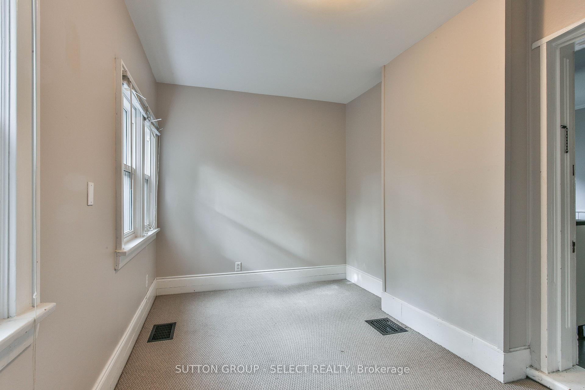 Photo 14 of 123 Mill Street, London, East F — HOMEH