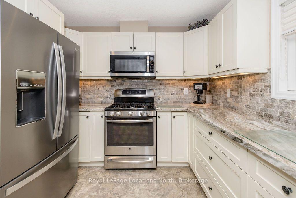 Photo 16 of 6 Tennessee Avenue, Wasaga Beach — HOMEH