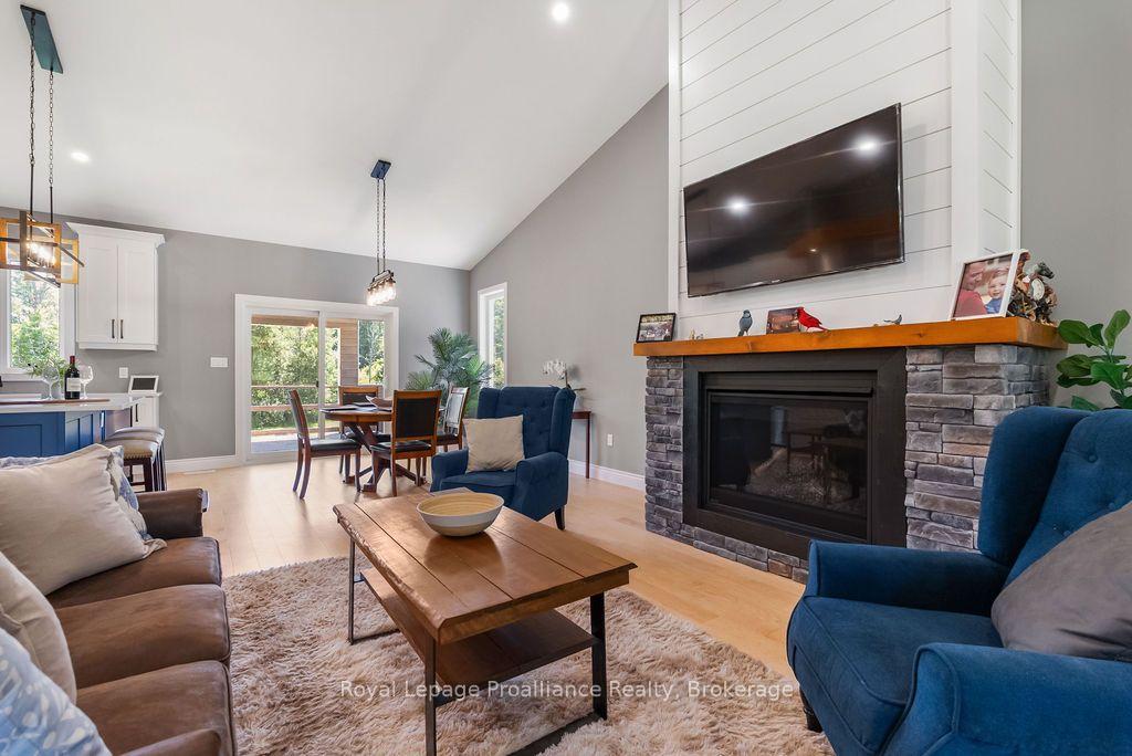 Photo 9 of 556 Marsh Hill Road, Quinte West, Sidney Ward — HOMEH