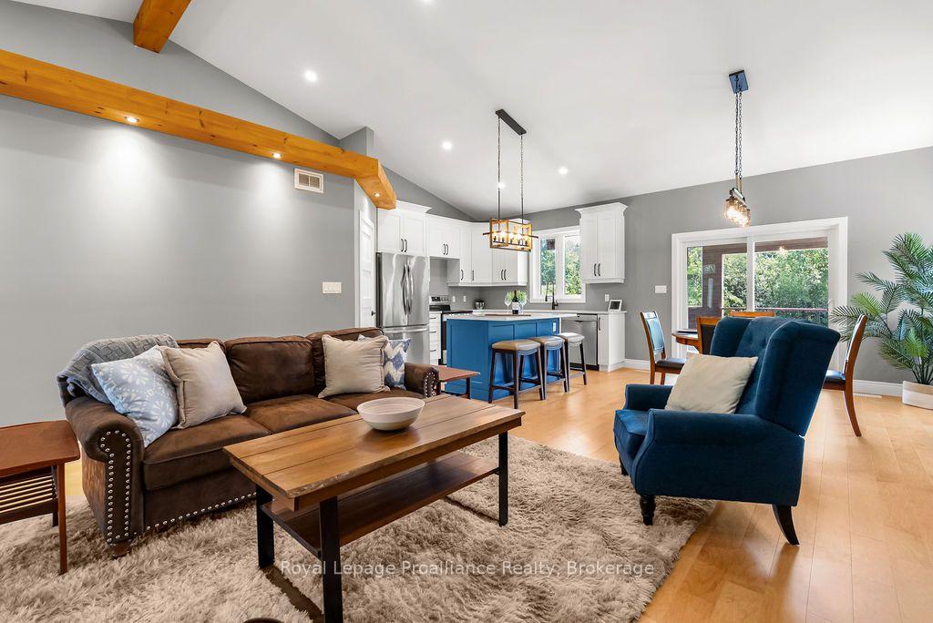 Photo 10 of 556 Marsh Hill Road, Quinte West, Sidney Ward — HOMEH