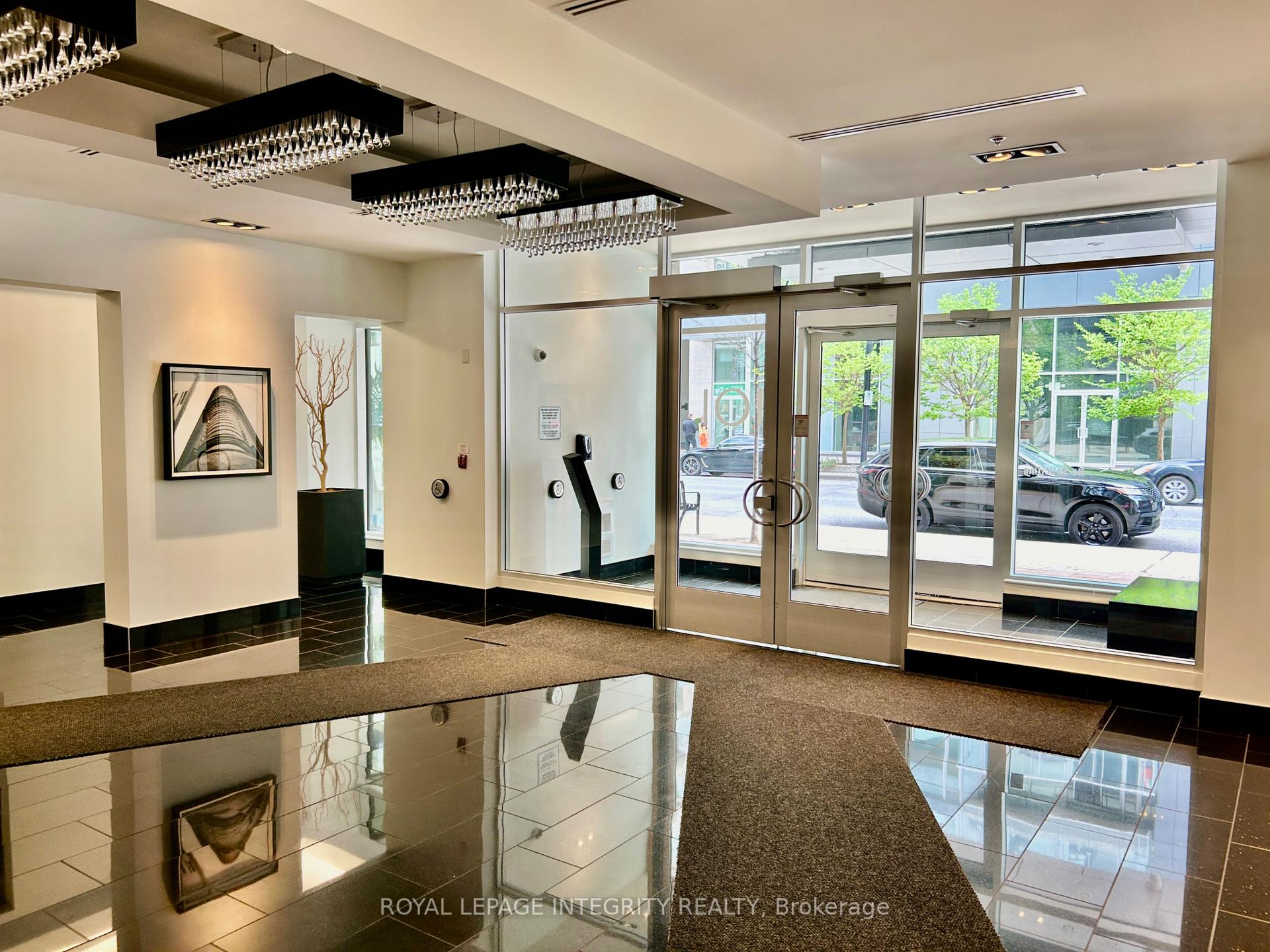 Photo 3 of Unit 420, 101 Richmond Road, Ottawa, Westboro South — HOMEH