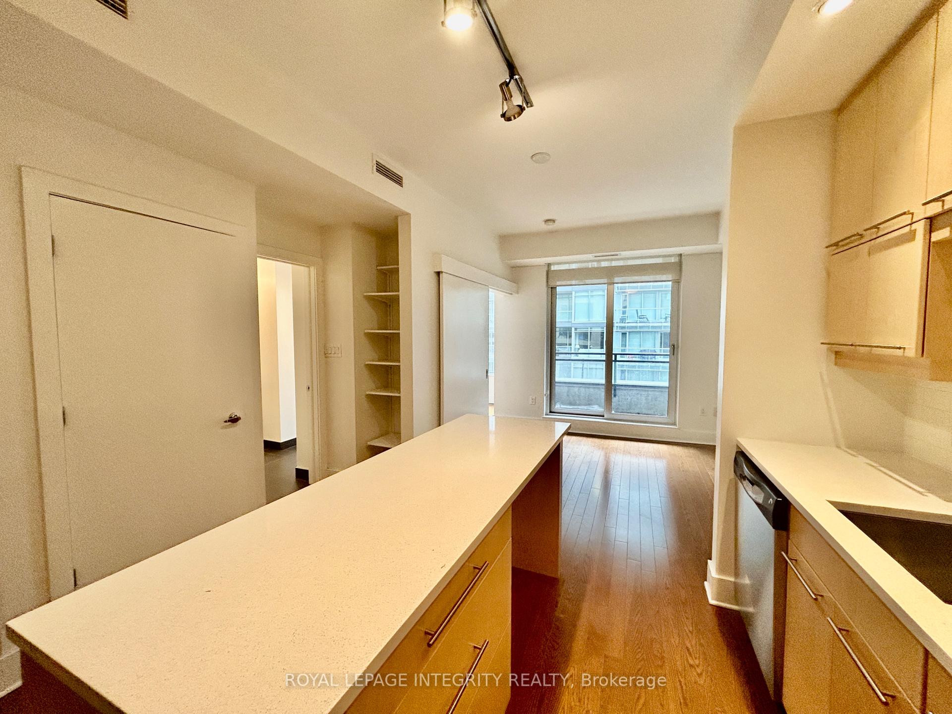 Photo 10 of Unit 420, 101 Richmond Road, Ottawa, Westboro South — HOMEH