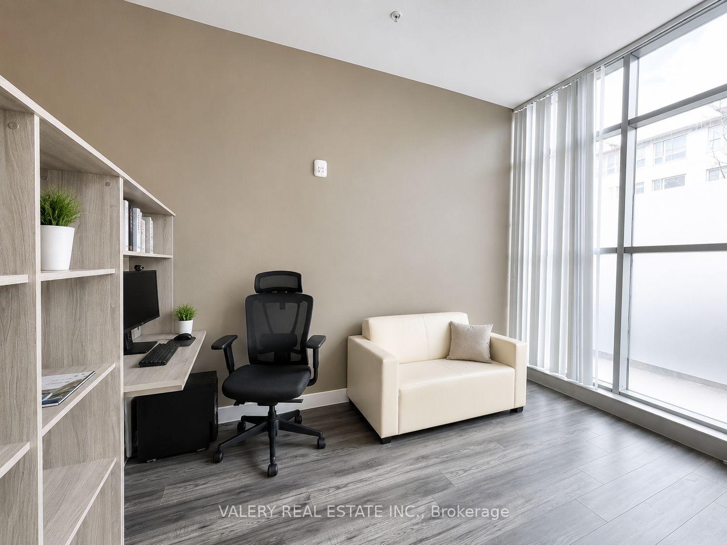 Photo 3 of Unit 108, 257 Hemlock Street, Waterloo, Downtown Waterloo — HOMEH