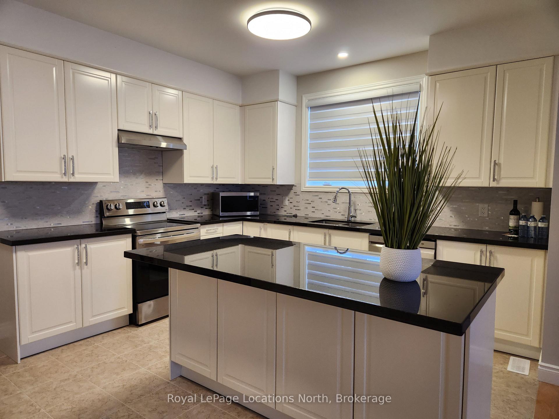 Photo 23 of 40 Waterview Road, Wasaga Beach — HOMEH