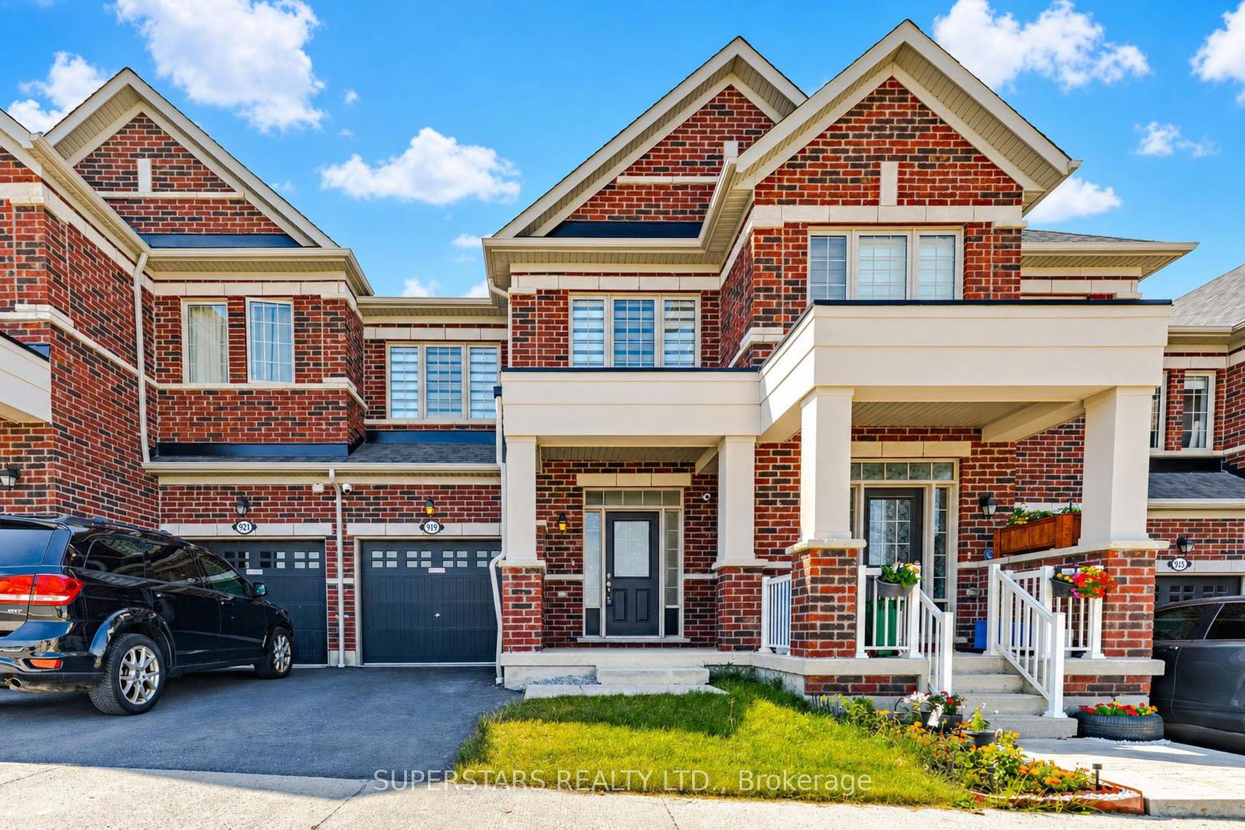 Photo 1 of 919 Elizabeth Mackenzie Drive, Pickering, Rural Pickering — HOMEH