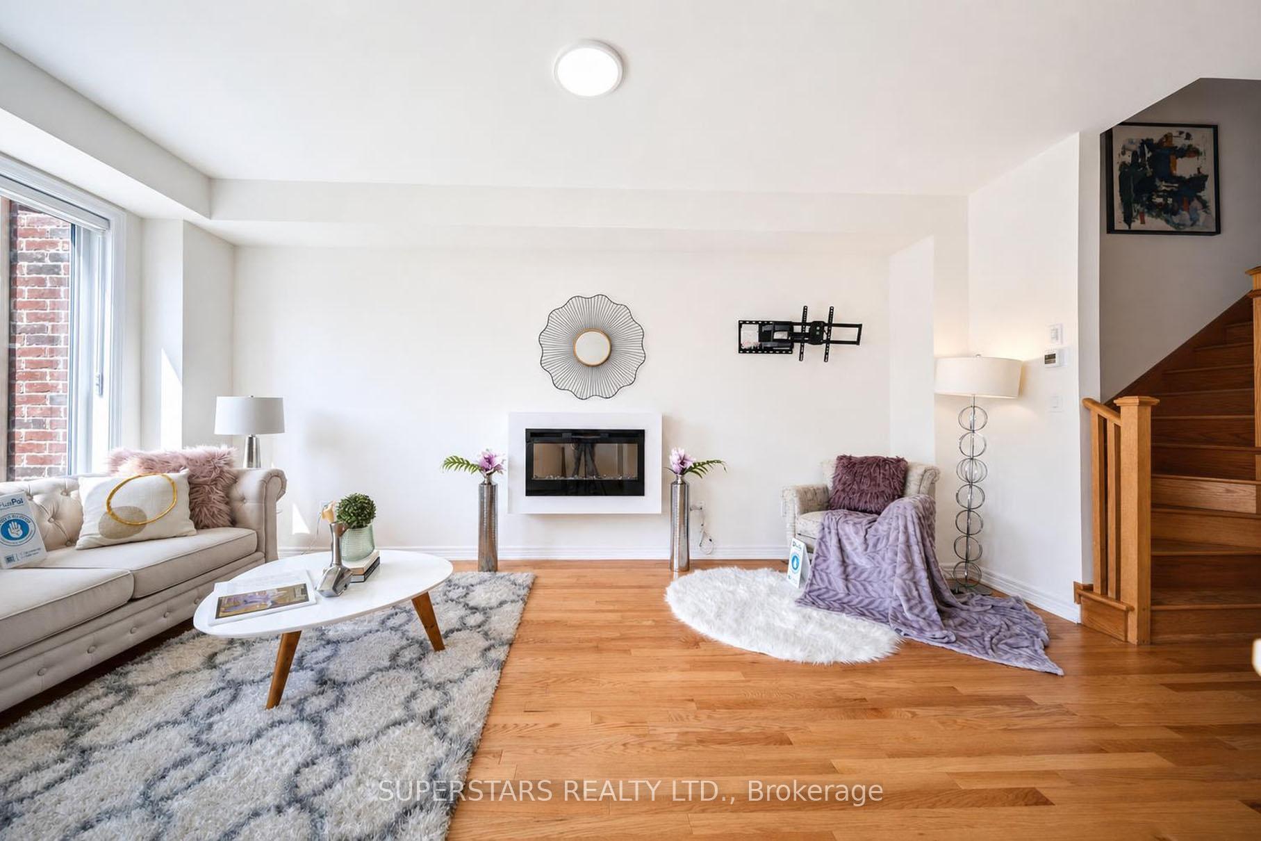 Photo 13 of 919 Elizabeth Mackenzie Drive, Pickering, Rural Pickering — HOMEH