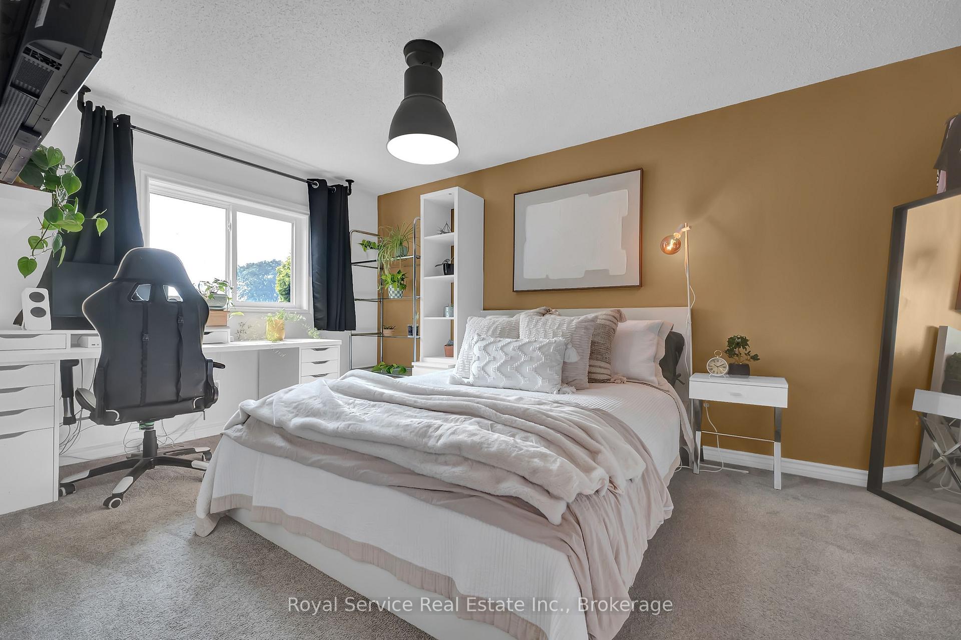 Photo 21 of 46 Barron Court, Clarington, Courtice — HOMEH