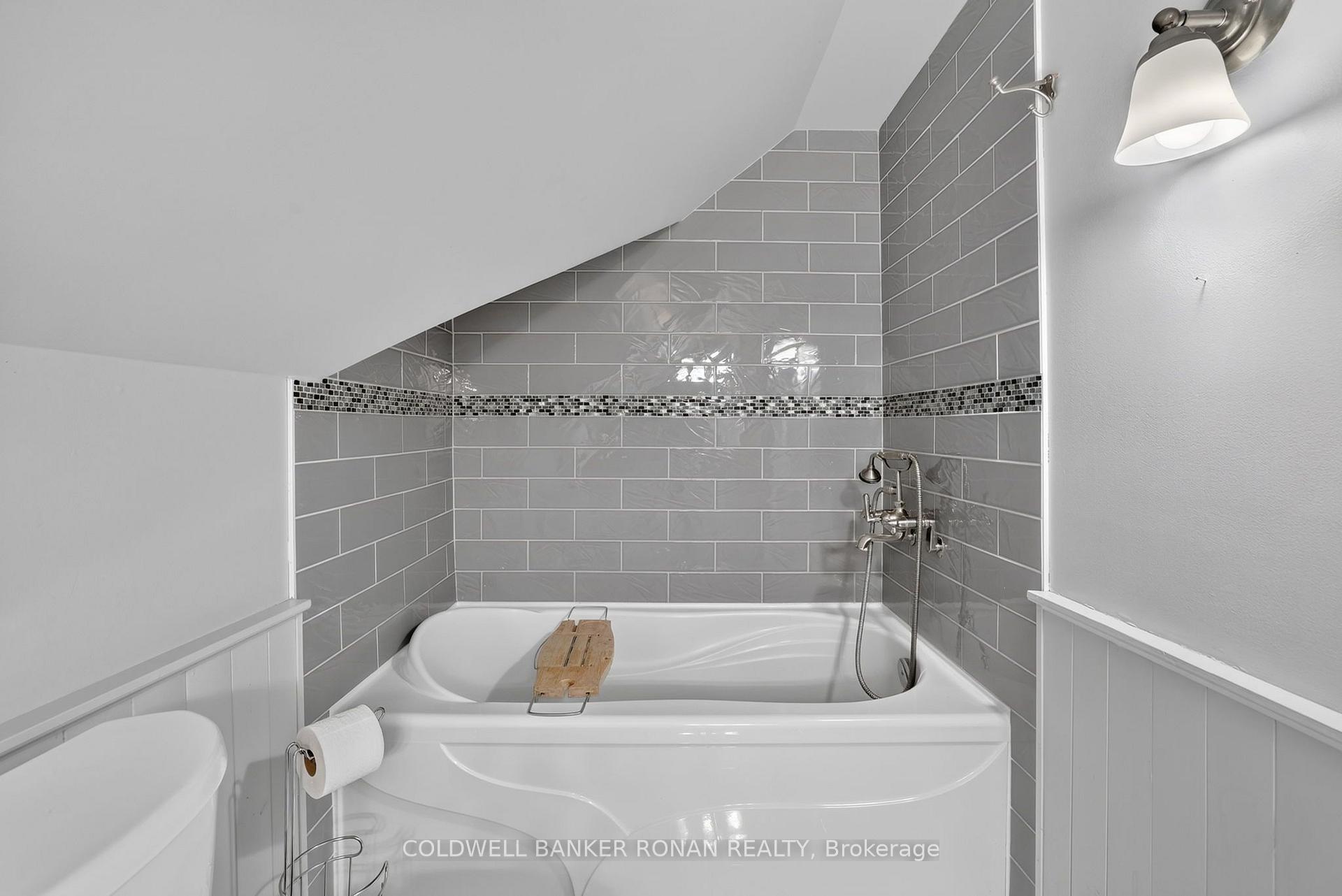 Photo 39 of 20855 Shaws Creek Road, Caledon, Rural Caledon — HOMEH