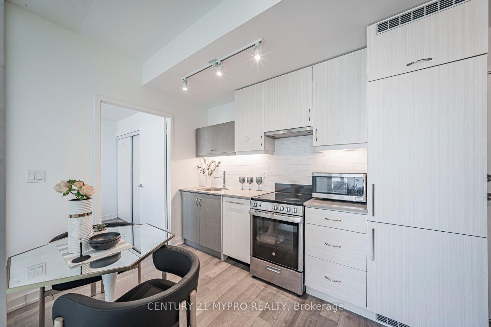 Photo 9 of Unit 1604, 181 Huron Street, Toronto, Kensington-Chinatown — HOMEH