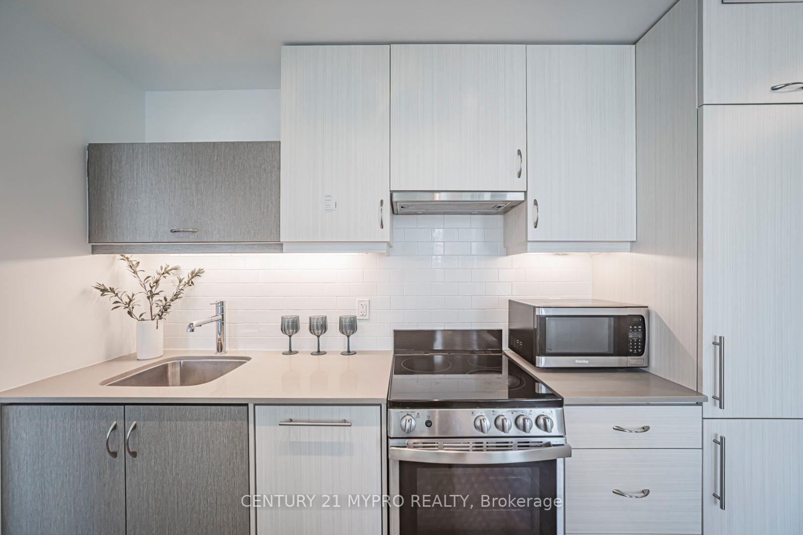 Photo 10 of Unit 1604, 181 Huron Street, Toronto, Kensington-Chinatown — HOMEH