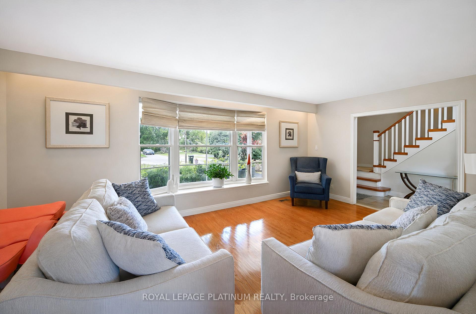 Photo 9 of 47 Parkview Place, Brampton, Brampton East — HOMEH
